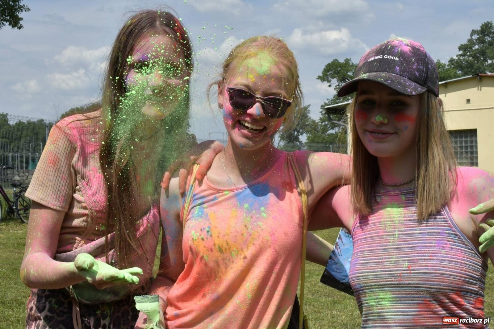 Zdjęcie w galerii na portalu naszraciborz.pl: Raciborskie Holi Święto Kolorów wiadomości z regionu