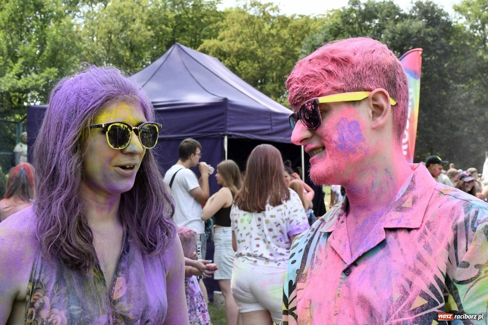 Zdjęcie w galerii na portalu naszraciborz.pl: Raciborskie Holi Święto Kolorów wiadomości z regionu