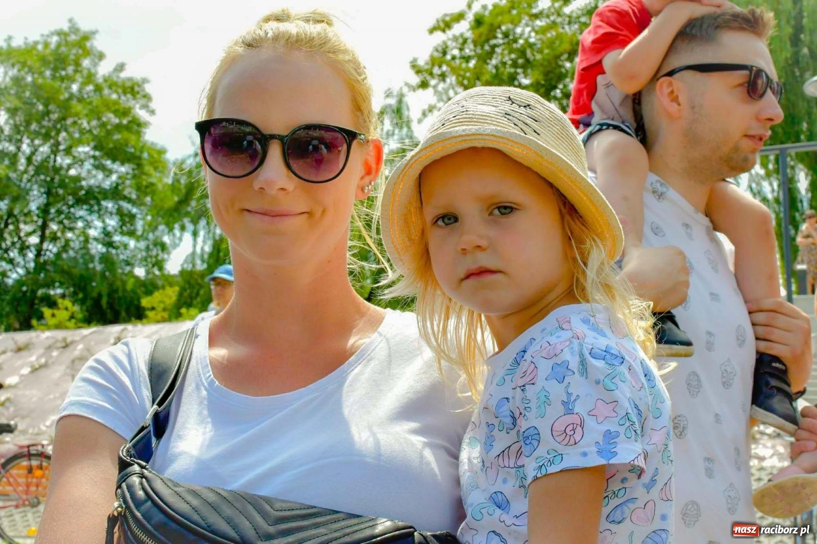 Zdjęcie w galerii na portalu naszraciborz.pl: Ponad trzydzieści pływadeł wypłynęło z Raciborza [FOTO i WIDEO] wiadomości z regionu