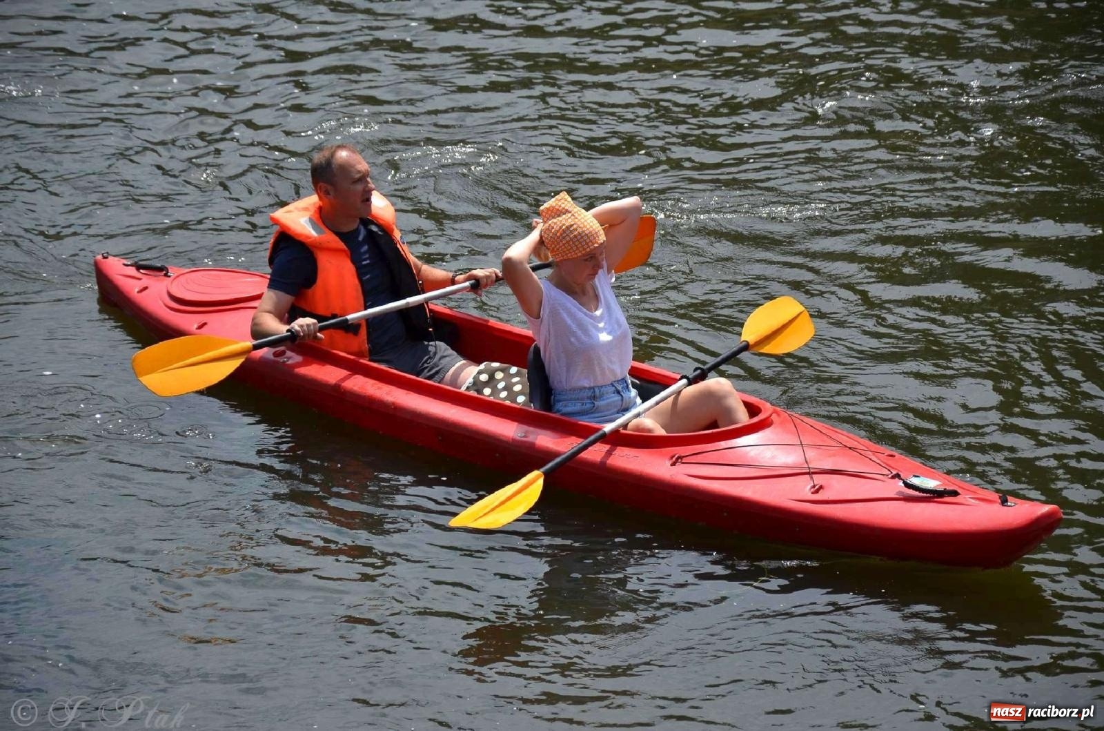 Zdjęcie w galerii na portalu naszraciborz.pl: Ponad trzydzieści pływadeł wypłynęło z Raciborza [FOTO i WIDEO] wiadomości z regionu