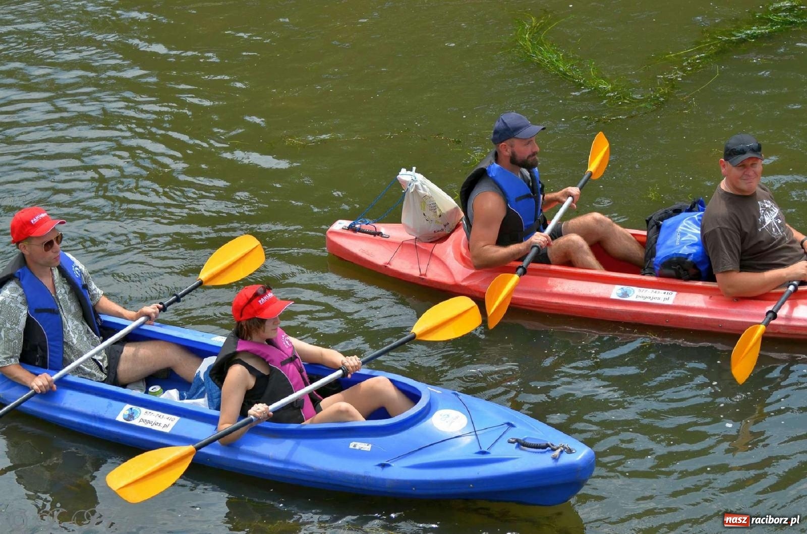 Zdjęcie w galerii na portalu naszraciborz.pl: Ponad trzydzieści pływadeł wypłynęło z Raciborza [FOTO i WIDEO] wiadomości z regionu