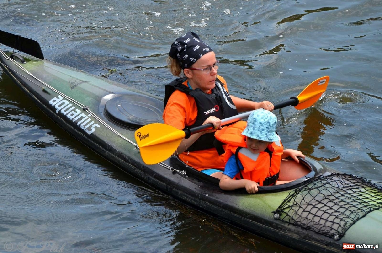 Zdjęcie w galerii na portalu naszraciborz.pl: Ponad trzydzieści pływadeł wypłynęło z Raciborza [FOTO i WIDEO] wiadomości z regionu
