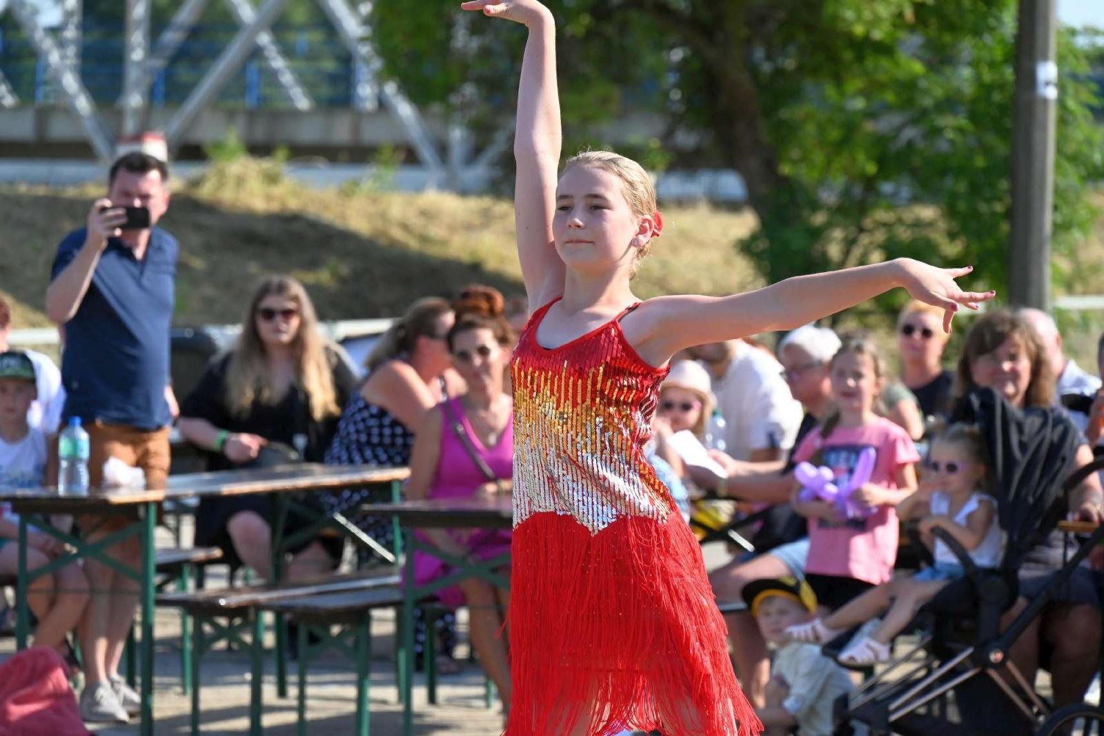 Zdjęcie w galerii na portalu naszraciborz.pl: Festiwal Górnej Odry w Chałupkach [ZDJĘCIA] wiadomości z regionu