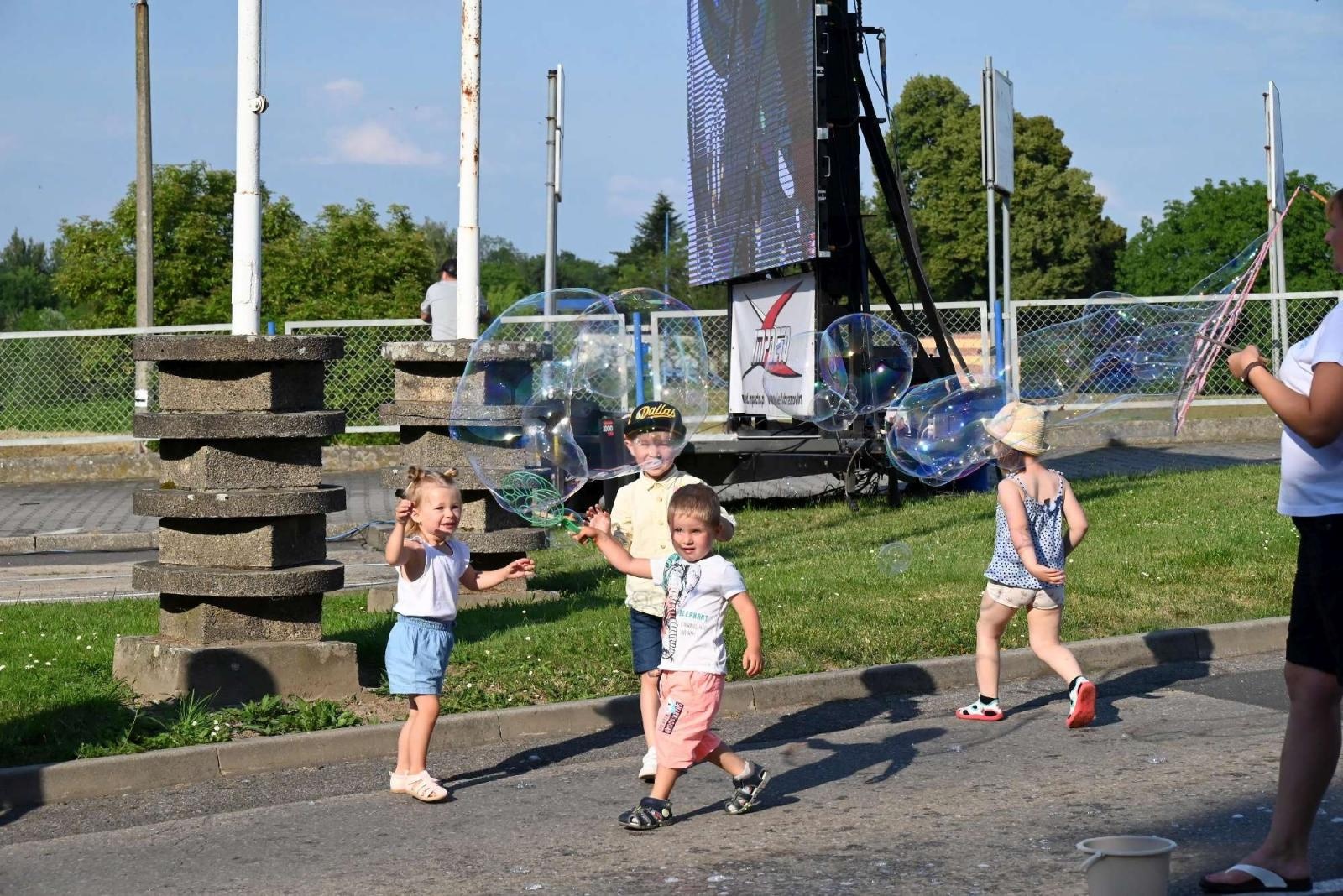 Zdjęcie w galerii na portalu naszraciborz.pl: Festiwal Górnej Odry w Chałupkach [ZDJĘCIA] wiadomości z regionu
