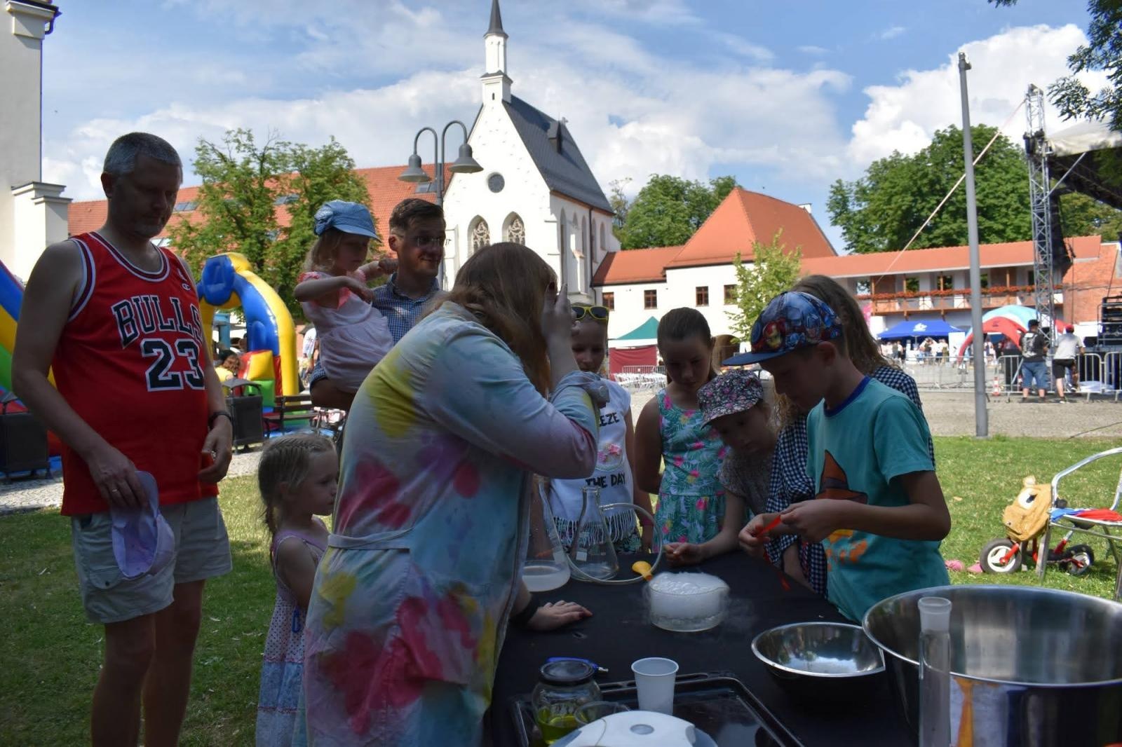Zdjęcie w galerii na portalu naszraciborz.pl: AHOJ ZAŁOGO - Festiwal Górnej Odry na Zamku Piastowskim [FOTO] wiadomości z regionu