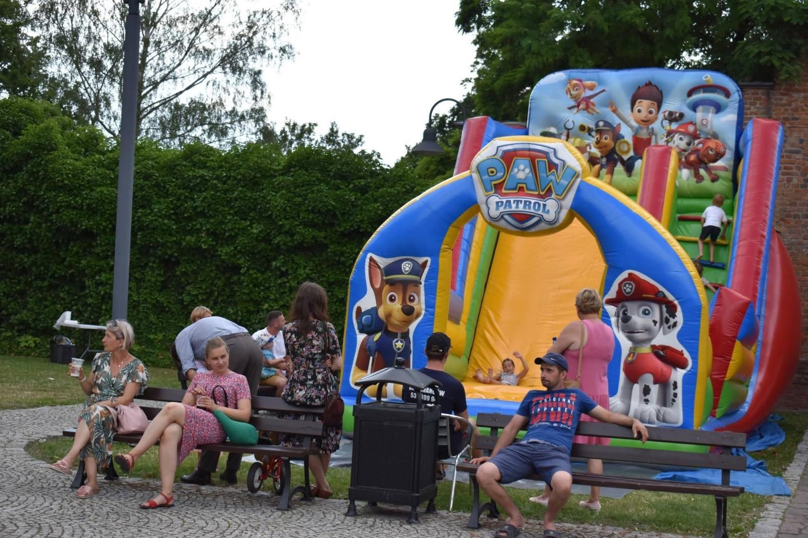 Zdjęcie w galerii na portalu naszraciborz.pl: AHOJ ZAŁOGO - Festiwal Górnej Odry na Zamku Piastowskim [FOTO] wiadomości z regionu