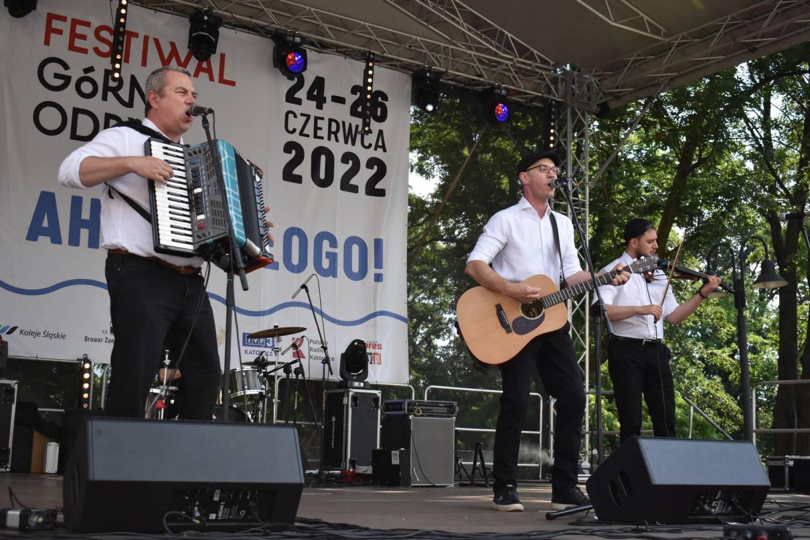 Zdjęcie w galerii na portalu naszraciborz.pl: AHOJ ZAŁOGO - Festiwal Górnej Odry na Zamku Piastowskim [FOTO] wiadomości z regionu