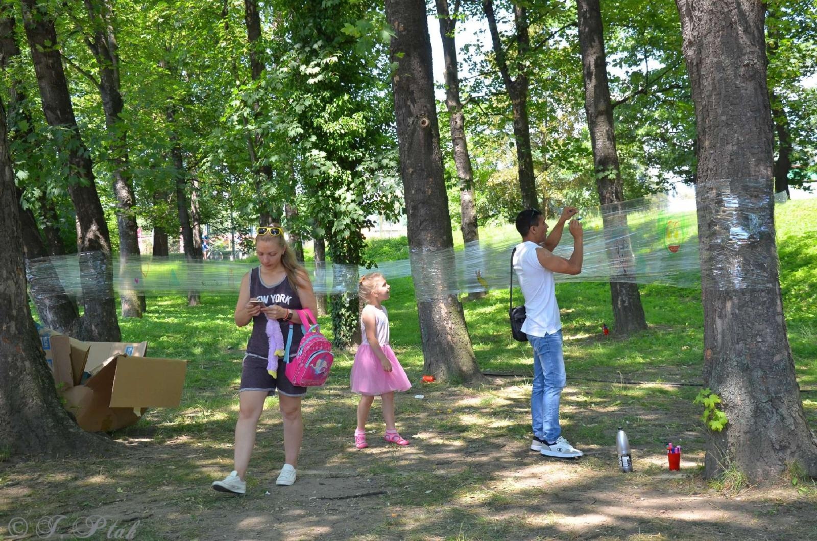 Zdjęcie w galerii na portalu naszraciborz.pl: Raciborzanka dla ochłody i basenik na plaży - niedziela na bulwarach wiadomości z regionu