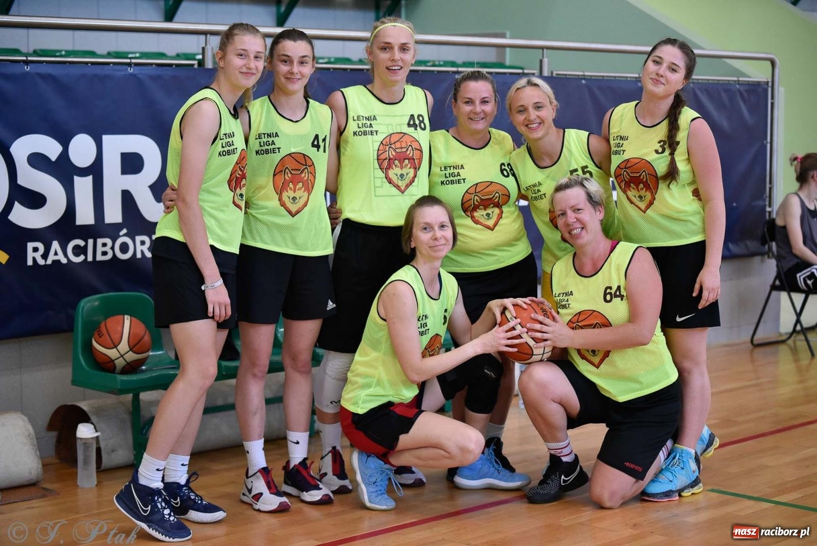 Zdjęcie w galerii na portalu naszraciborz.pl: Rywalizacja z miłości do dyscypliny. Liga Koszykówki Kobiet w Raciborzu [FOTO] wiadomości z regionu