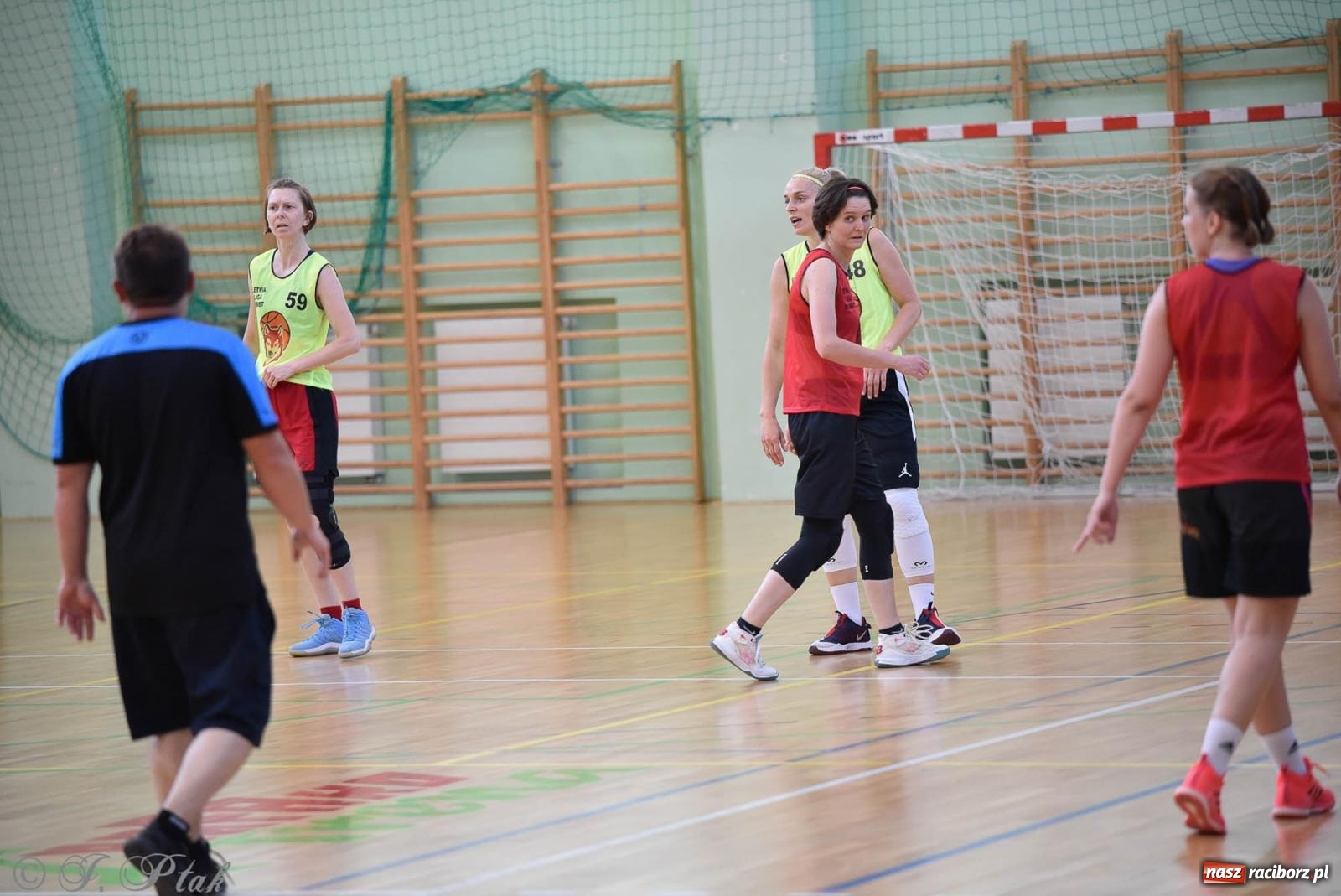 Zdjęcie w galerii na portalu naszraciborz.pl: Rywalizacja z miłości do dyscypliny. Liga Koszykówki Kobiet w Raciborzu [FOTO] wiadomości z regionu