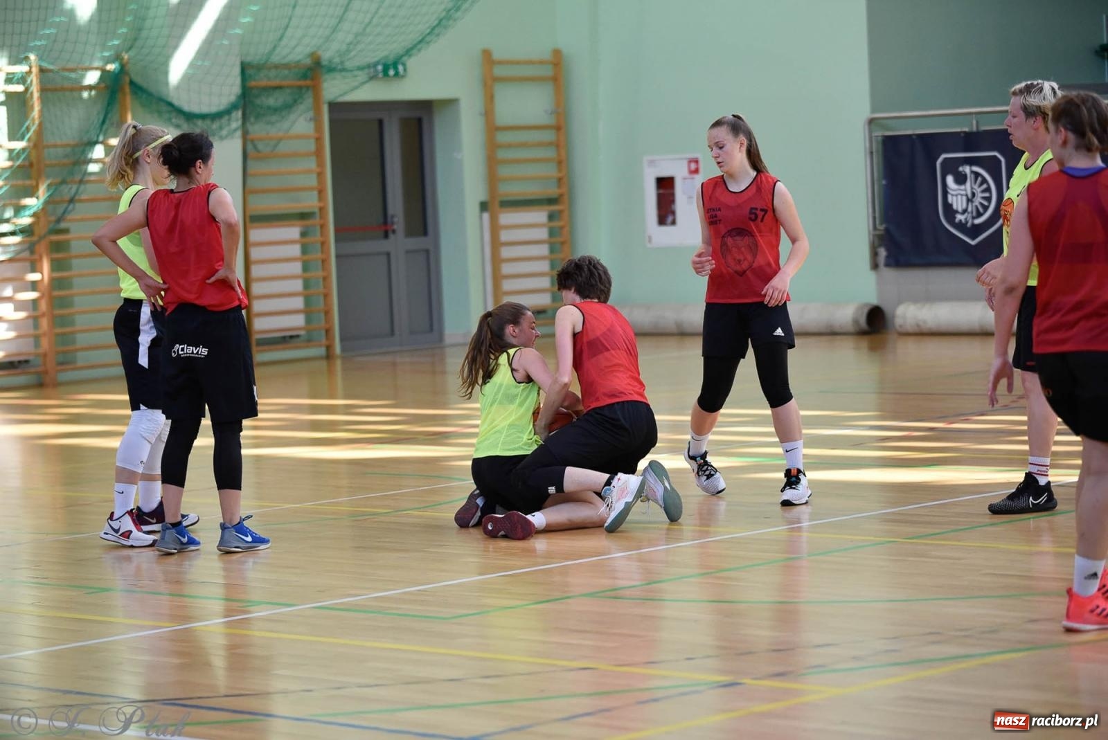 Zdjęcie w galerii na portalu naszraciborz.pl: Rywalizacja z miłości do dyscypliny. Liga Koszykówki Kobiet w Raciborzu [FOTO] wiadomości z regionu