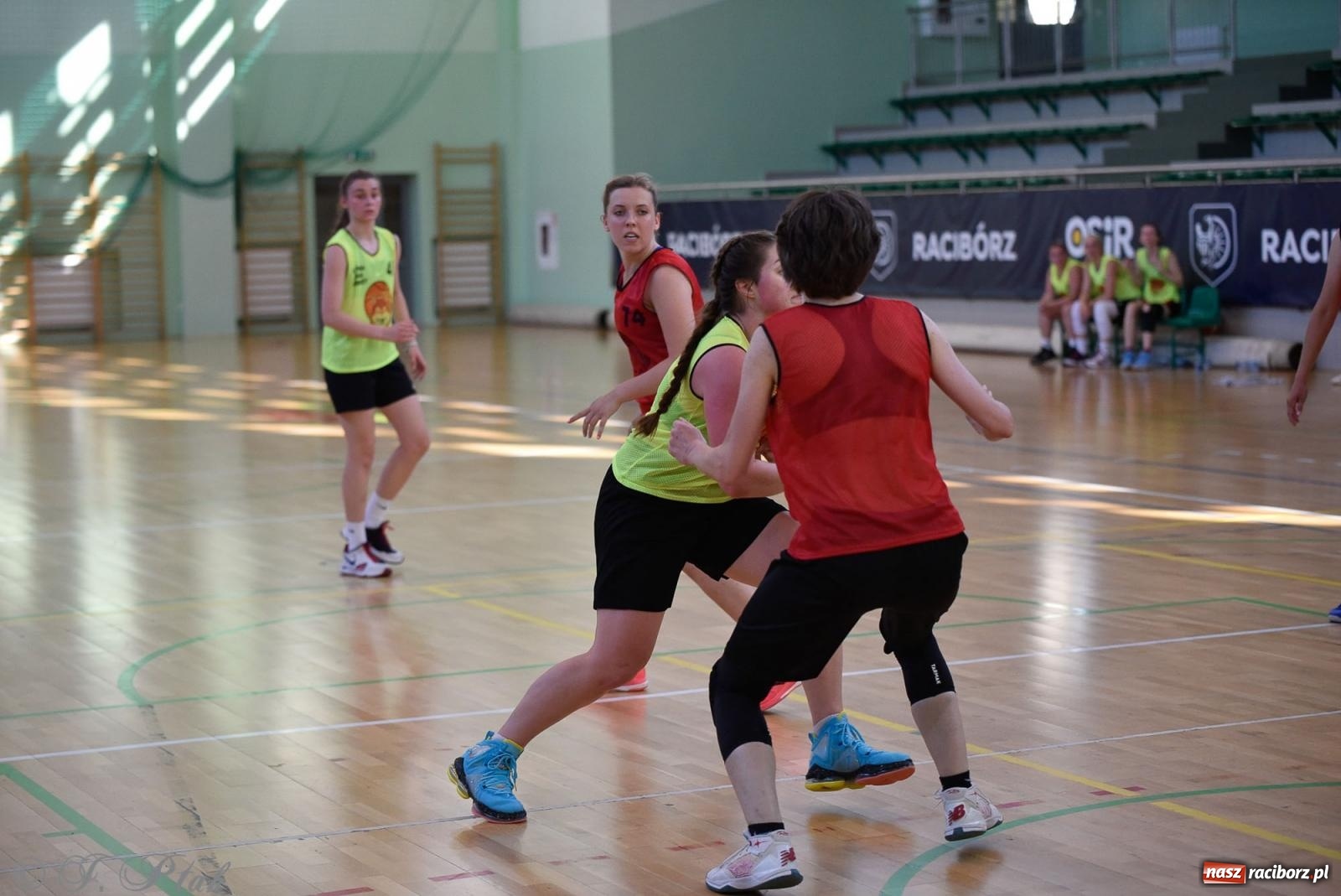 Zdjęcie w galerii na portalu naszraciborz.pl: Rywalizacja z miłości do dyscypliny. Liga Koszykówki Kobiet w Raciborzu [FOTO] wiadomości z regionu