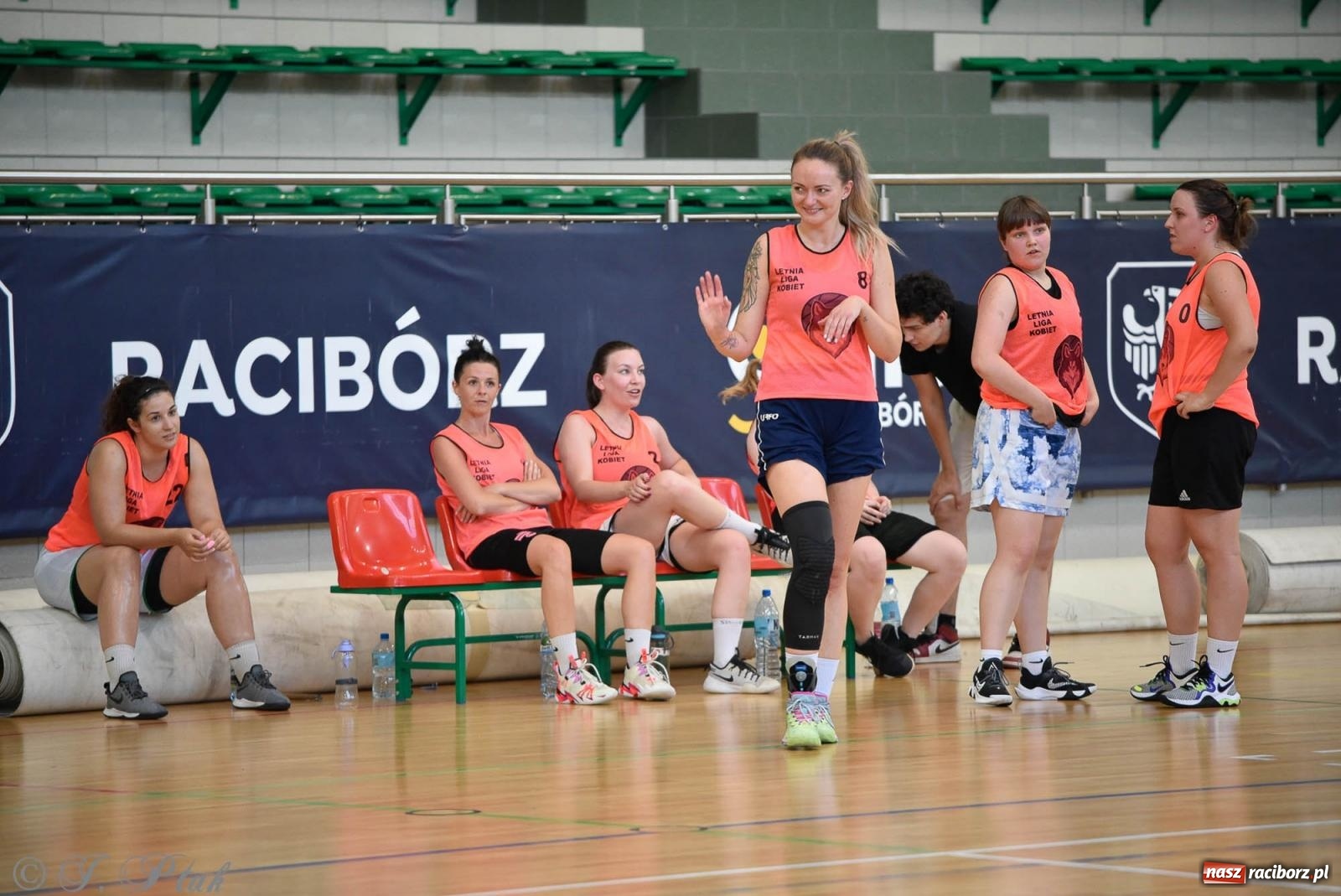 Zdjęcie w galerii na portalu naszraciborz.pl: Rywalizacja z miłości do dyscypliny. Liga Koszykówki Kobiet w Raciborzu [FOTO] wiadomości z regionu