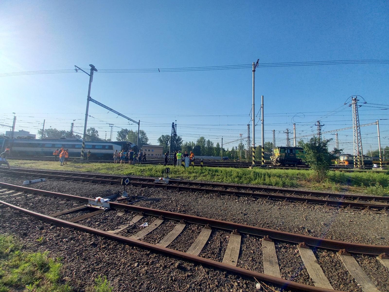 Zdjęcie w galerii na portalu naszraciborz.pl: Tragedia na stacji w Bohumínie. Opóźnienia w Polsce [FOTO] wiadomości z regionu