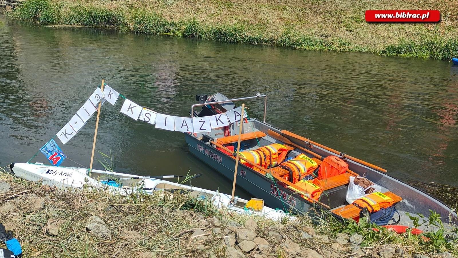Zdjęcie w galerii na portalu naszraciborz.pl: Oprócz chęci do pływania, mamy pociąg do czytania! wiadomości z regionu