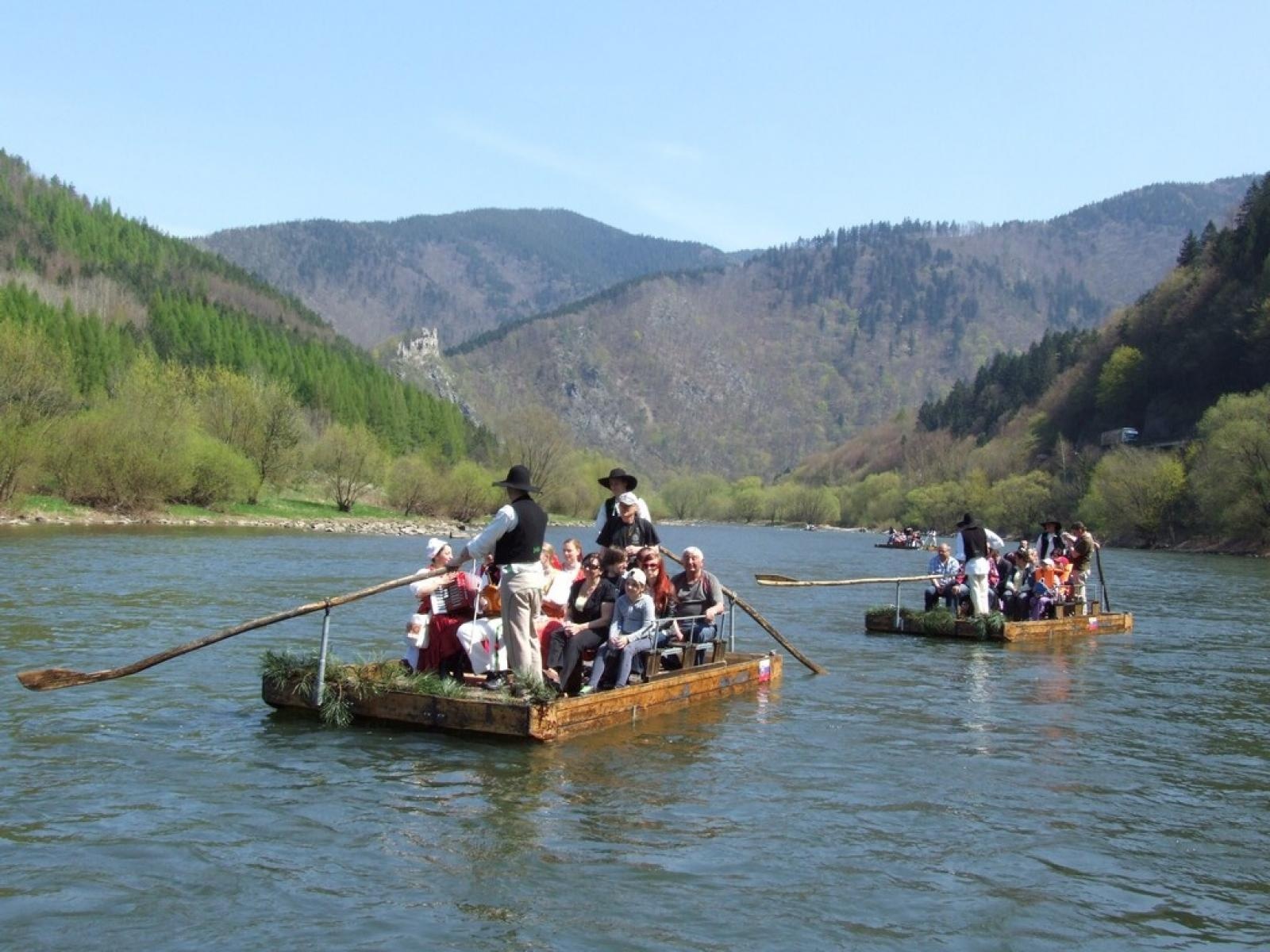 Zdjęcie w galerii na portalu naszraciborz.pl: Lipiec w Krainie Janosika! wiadomości z regionu