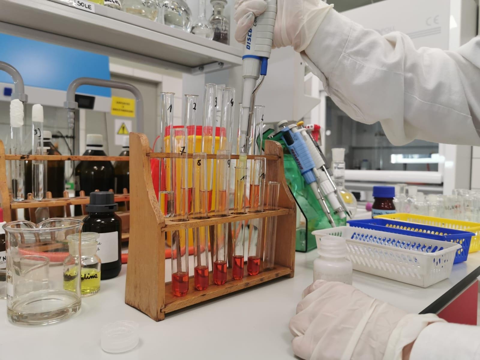 Zdjęcie w galerii na portalu naszraciborz.pl: Ekologia i mikrobiologia w CKZiU nr 1 Budowlanka - Gastronomik wiadomości z regionu