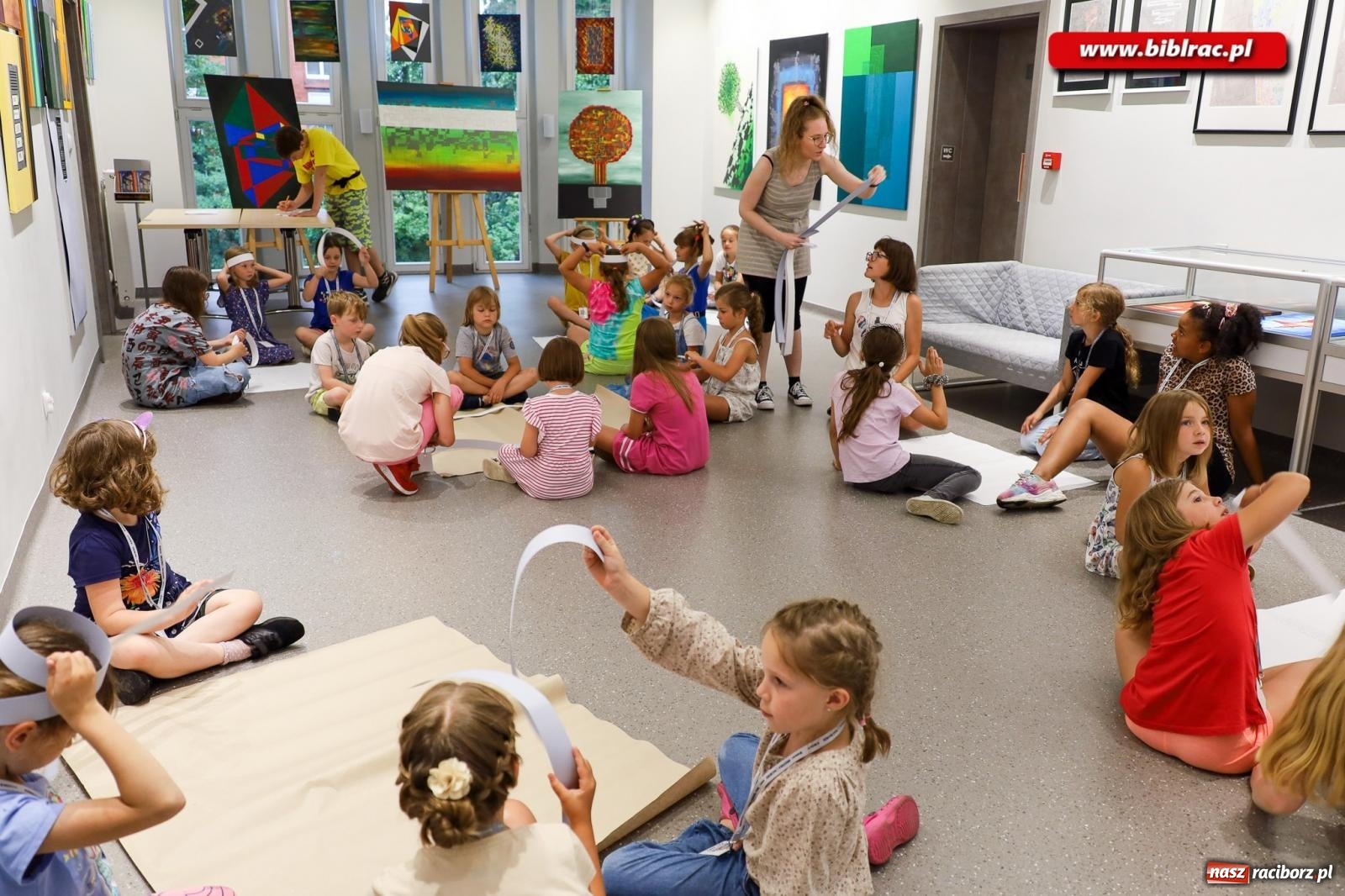 Zdjęcie w galerii na portalu naszraciborz.pl: Baśniowe Lato z Biblioteką rozpoczęte! wiadomości z regionu
