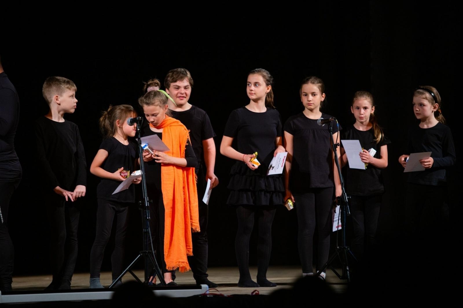 Zdjęcie w galerii na portalu naszraciborz.pl: Czwarta Ściana przywiozła dwie nagrody z Chorzowa wiadomości z regionu