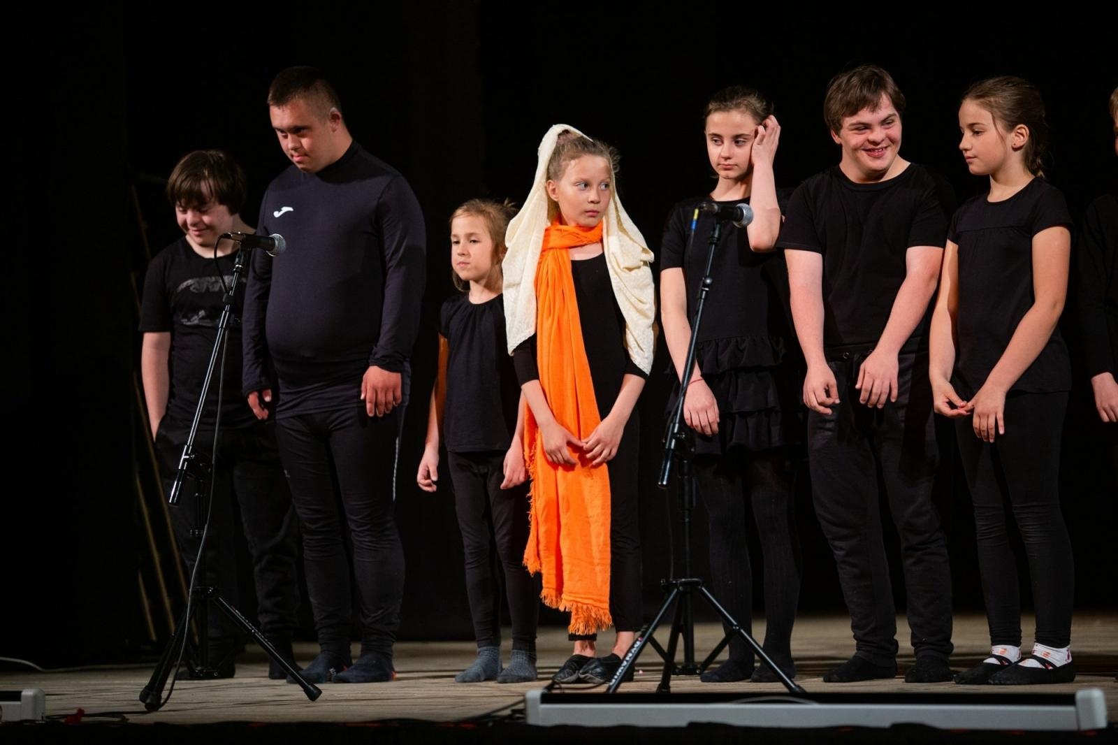 Zdjęcie w galerii na portalu naszraciborz.pl: Czwarta Ściana przywiozła dwie nagrody z Chorzowa wiadomości z regionu