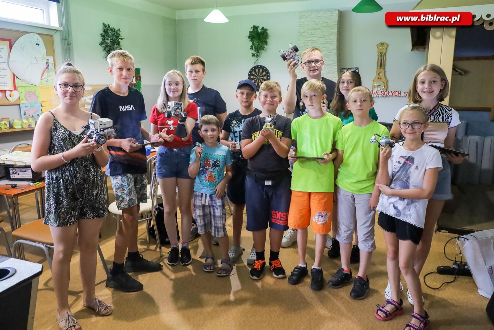 Zdjęcie w galerii na portalu naszraciborz.pl: Wakacje w powiecie z Biblioteką wiadomości z regionu