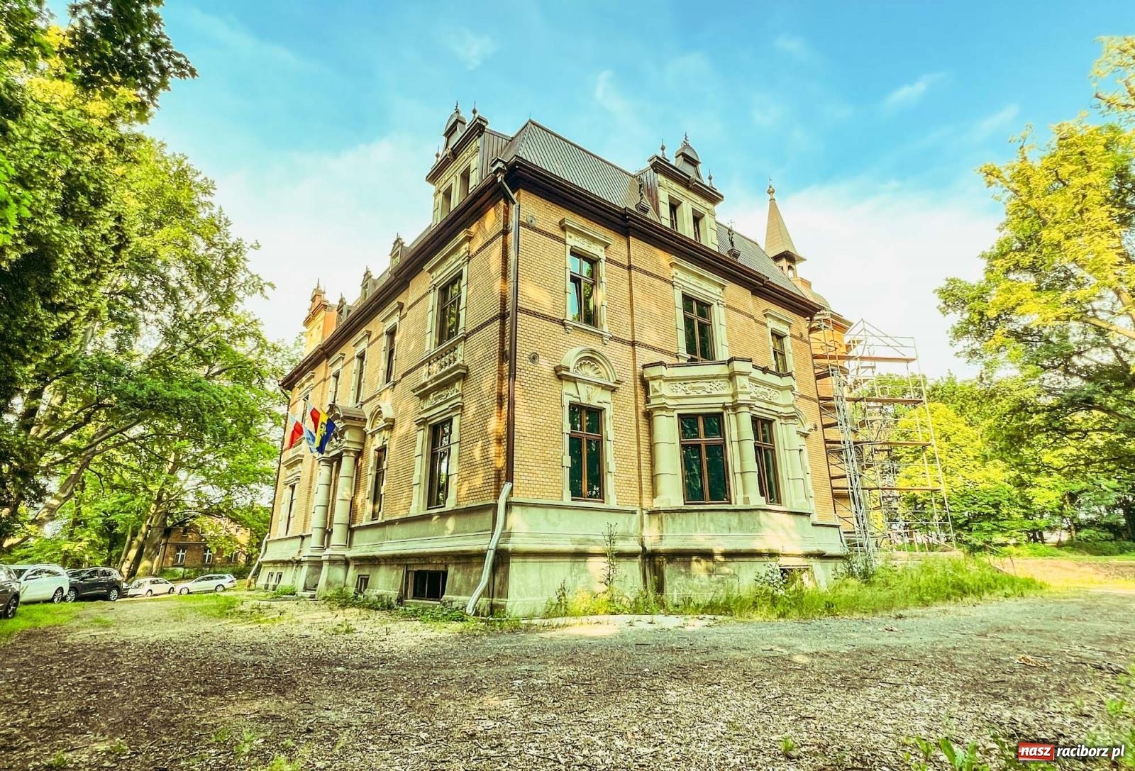 Zdjęcie w galerii na portalu naszraciborz.pl: Wyobraźnia uwolniona. Studenci pokazali jak mogłyby wyglądać wnętrza rzuchowskiego pałacu [FOTO i WIDEO] wiadomości z regionu