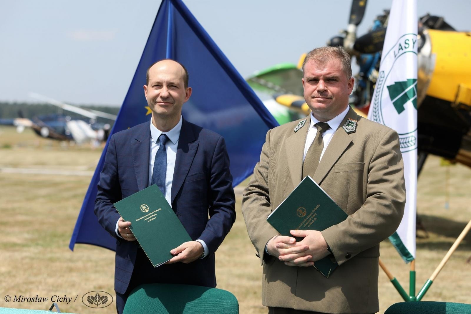 Zdjęcie w galerii na portalu naszraciborz.pl: Fundusze ochrony środowiska na rzecz bezpieczeństwa lasów wiadomości z regionu