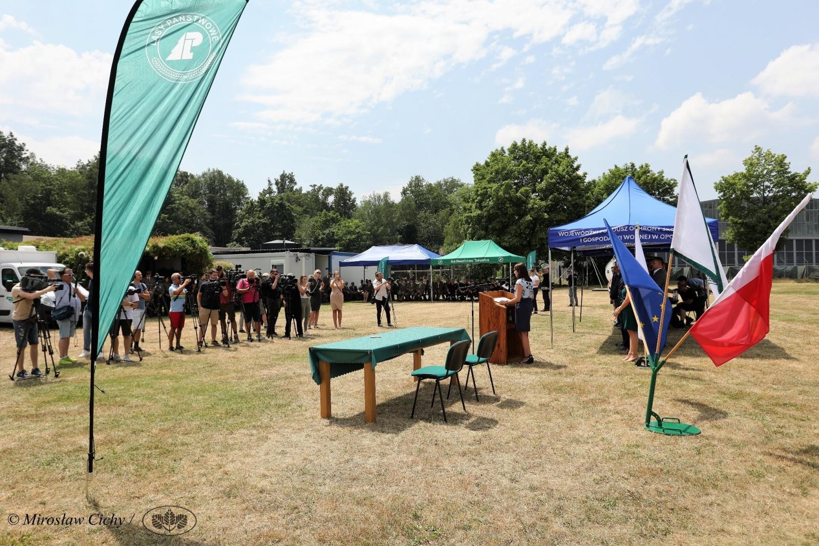 Zdjęcie w galerii na portalu naszraciborz.pl: Fundusze ochrony środowiska na rzecz bezpieczeństwa lasów wiadomości z regionu