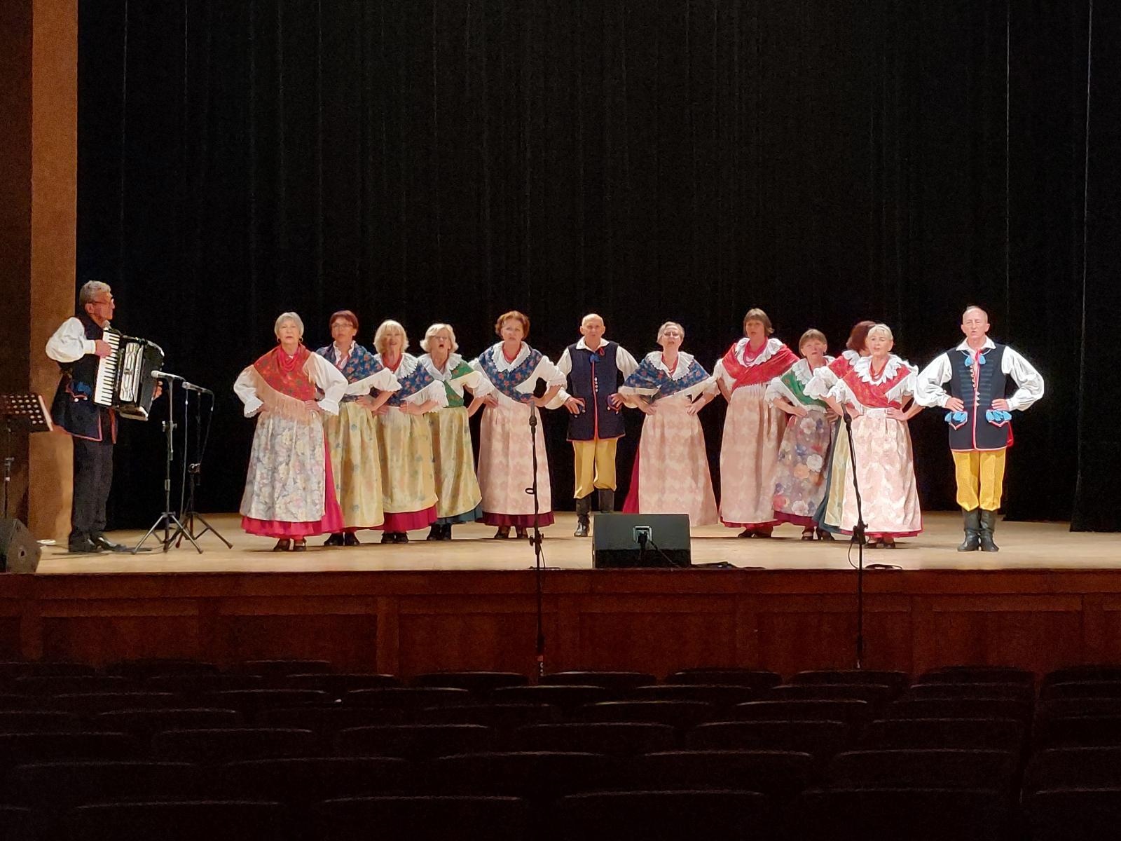 Zdjęcie w galerii na portalu naszraciborz.pl: Seniorzy Strzechy w 28. Śląskim Śpiewaniu wiadomości z regionu