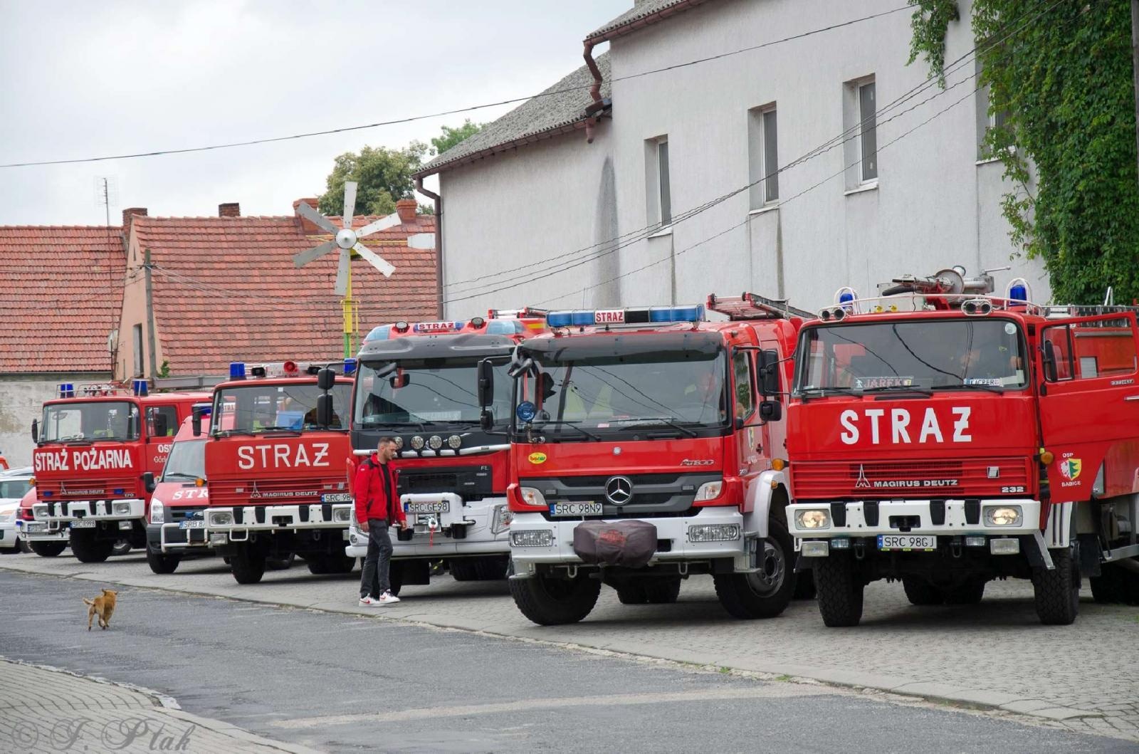 Zdjęcie w galerii na portalu naszraciborz.pl: Strażacy z Babic na 120-lecie jednostki dostali nowy sztandar [FOTO i WIDEO] wiadomości z regionu
