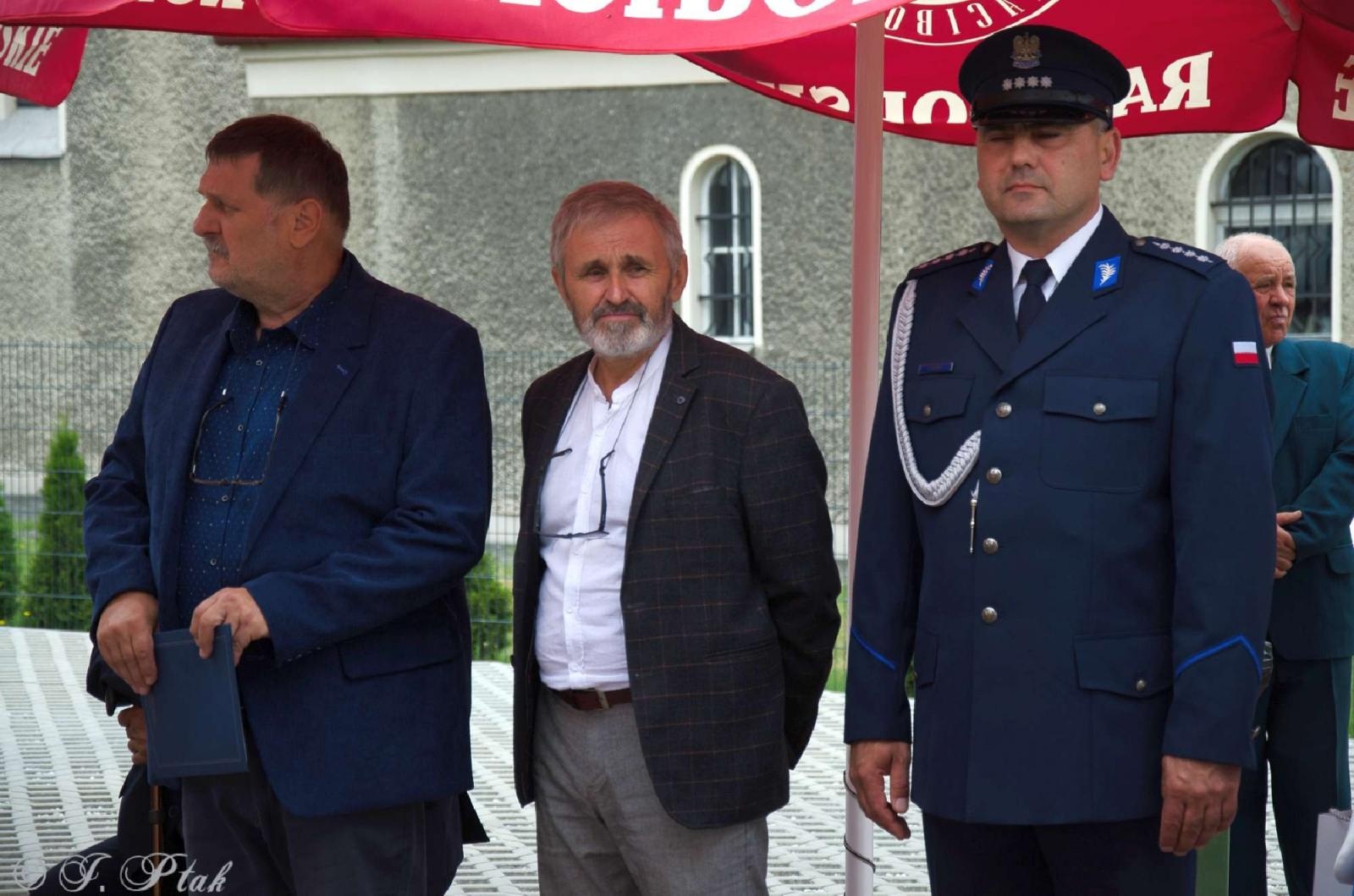 Zdjęcie w galerii na portalu naszraciborz.pl: Strażacy z Babic na 120-lecie jednostki dostali nowy sztandar [FOTO i WIDEO] wiadomości z regionu
