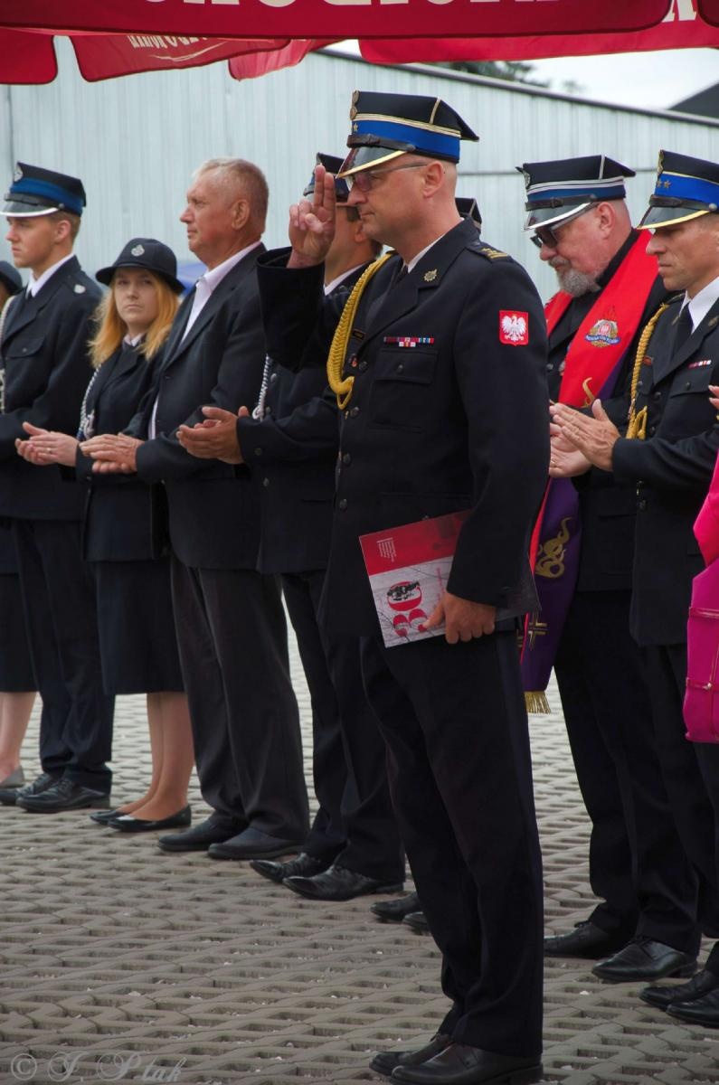 Zdjęcie w galerii na portalu naszraciborz.pl: Strażacy z Babic na 120-lecie jednostki dostali nowy sztandar [FOTO i WIDEO] wiadomości z regionu