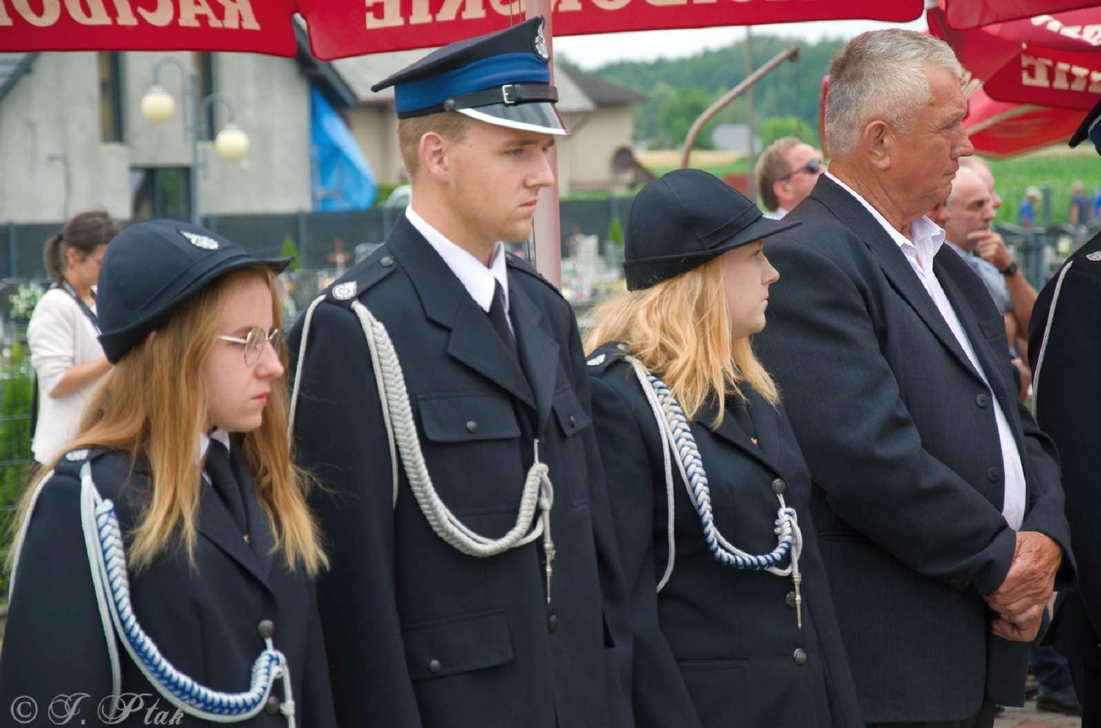 Zdjęcie w galerii na portalu naszraciborz.pl: Strażacy z Babic na 120-lecie jednostki dostali nowy sztandar [FOTO i WIDEO] wiadomości z regionu