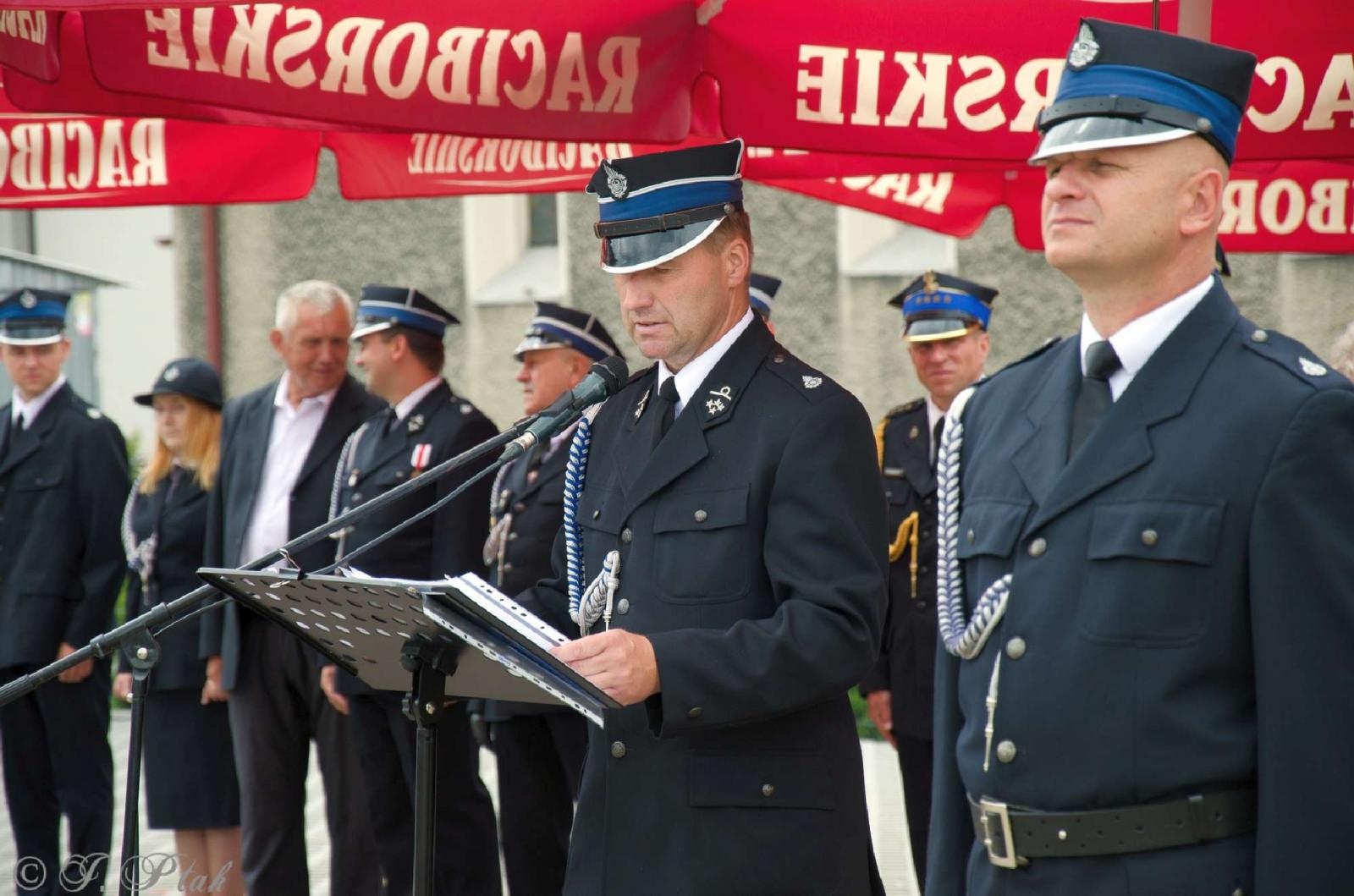Zdjęcie w galerii na portalu naszraciborz.pl: Strażacy z Babic na 120-lecie jednostki dostali nowy sztandar [FOTO i WIDEO] wiadomości z regionu
