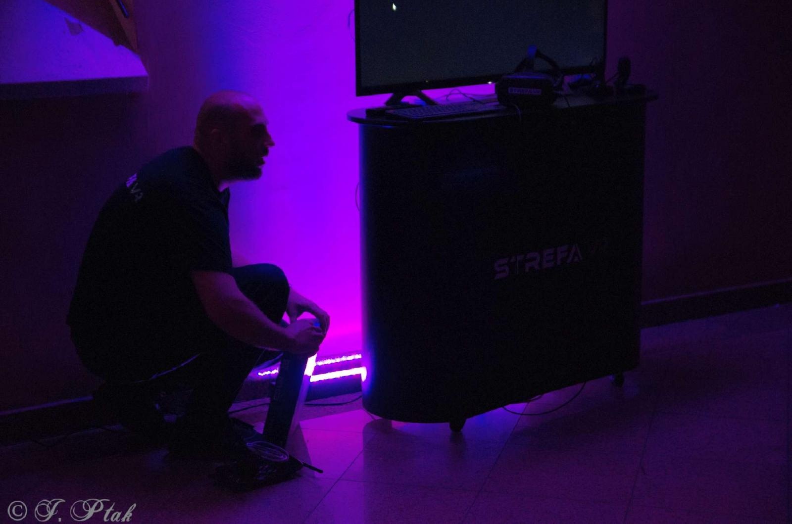 Zdjęcie w galerii na portalu naszraciborz.pl: Roztańczone hologramy i esportowa rywalizacja na zamku wiadomości z regionu