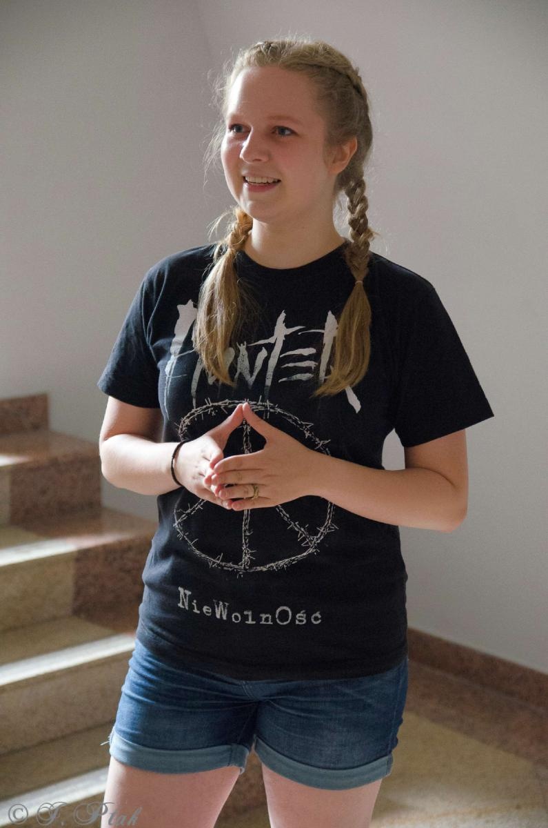 Zdjęcie w galerii na portalu naszraciborz.pl: Roztańczone hologramy i esportowa rywalizacja na zamku wiadomości z regionu