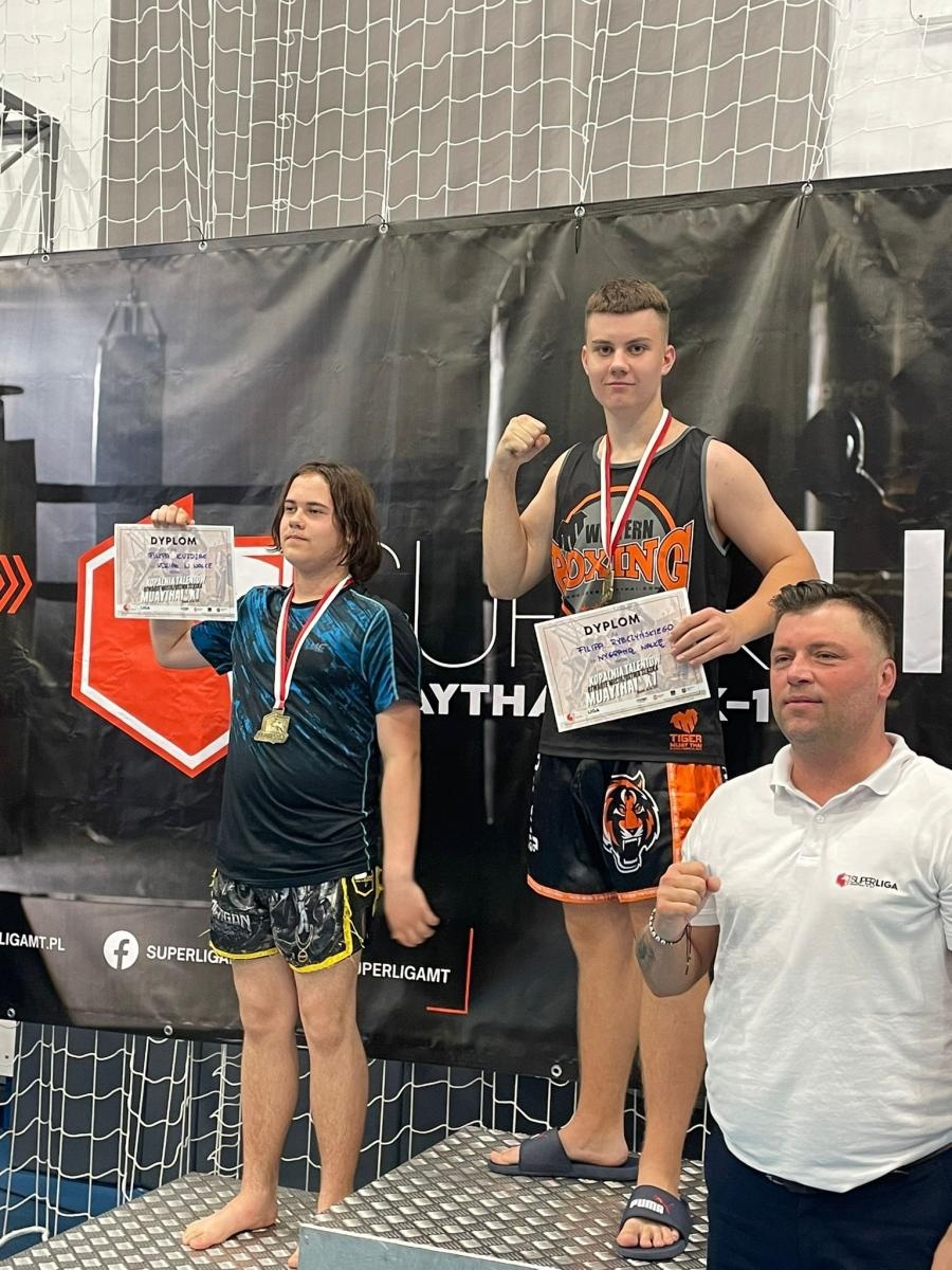 Zdjęcie w galerii na portalu naszraciborz.pl: Trzecie miejsce drużynowo Łamatorów na Otwartych Mistrzostwach Śląska Muaythai/K1 wiadomości z regionu