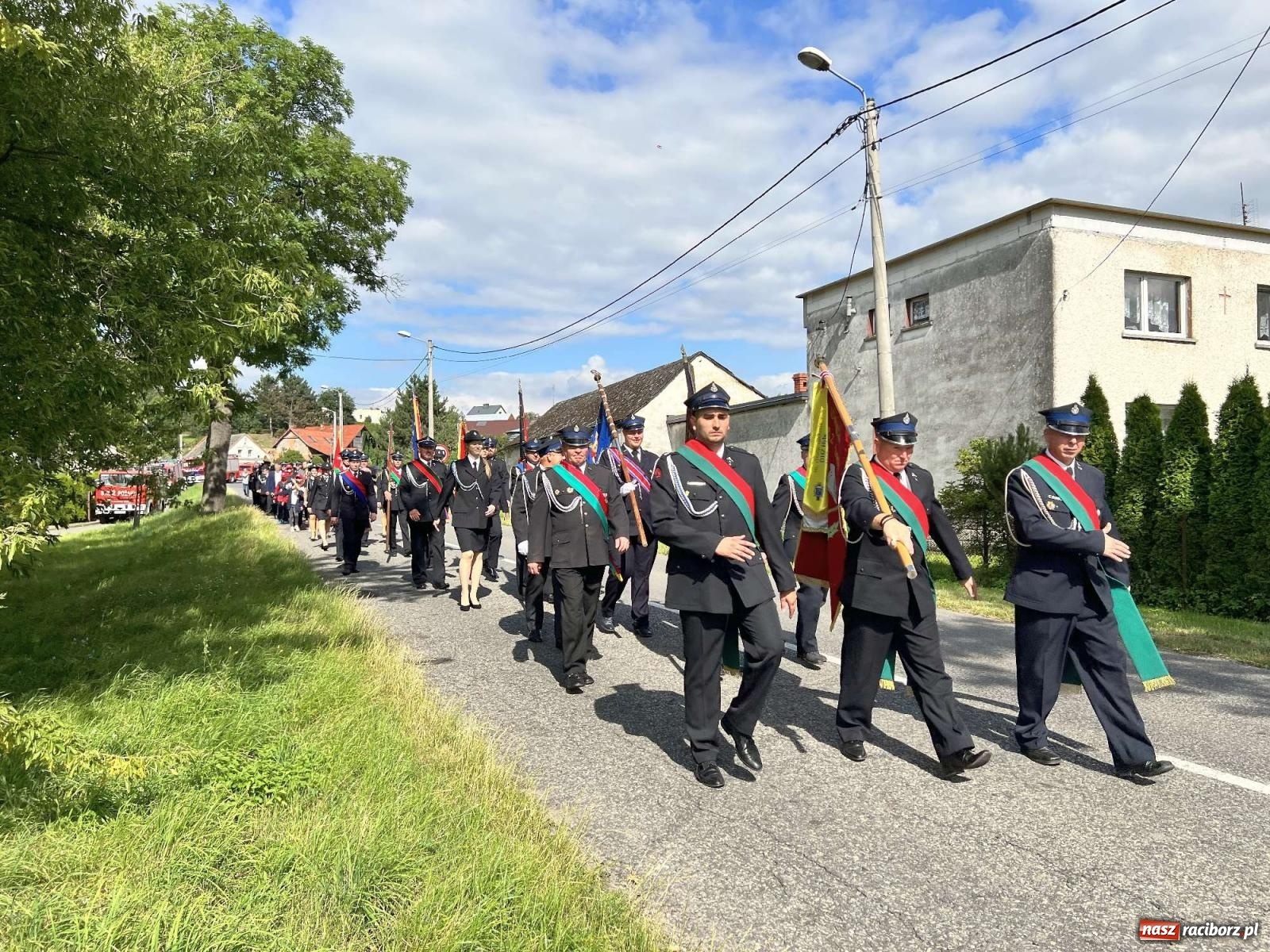 Zdjęcie w galerii na portalu naszraciborz.pl: Złoty Znak Związku na 100-lecie OSP Bojanów wiadomości z regionu