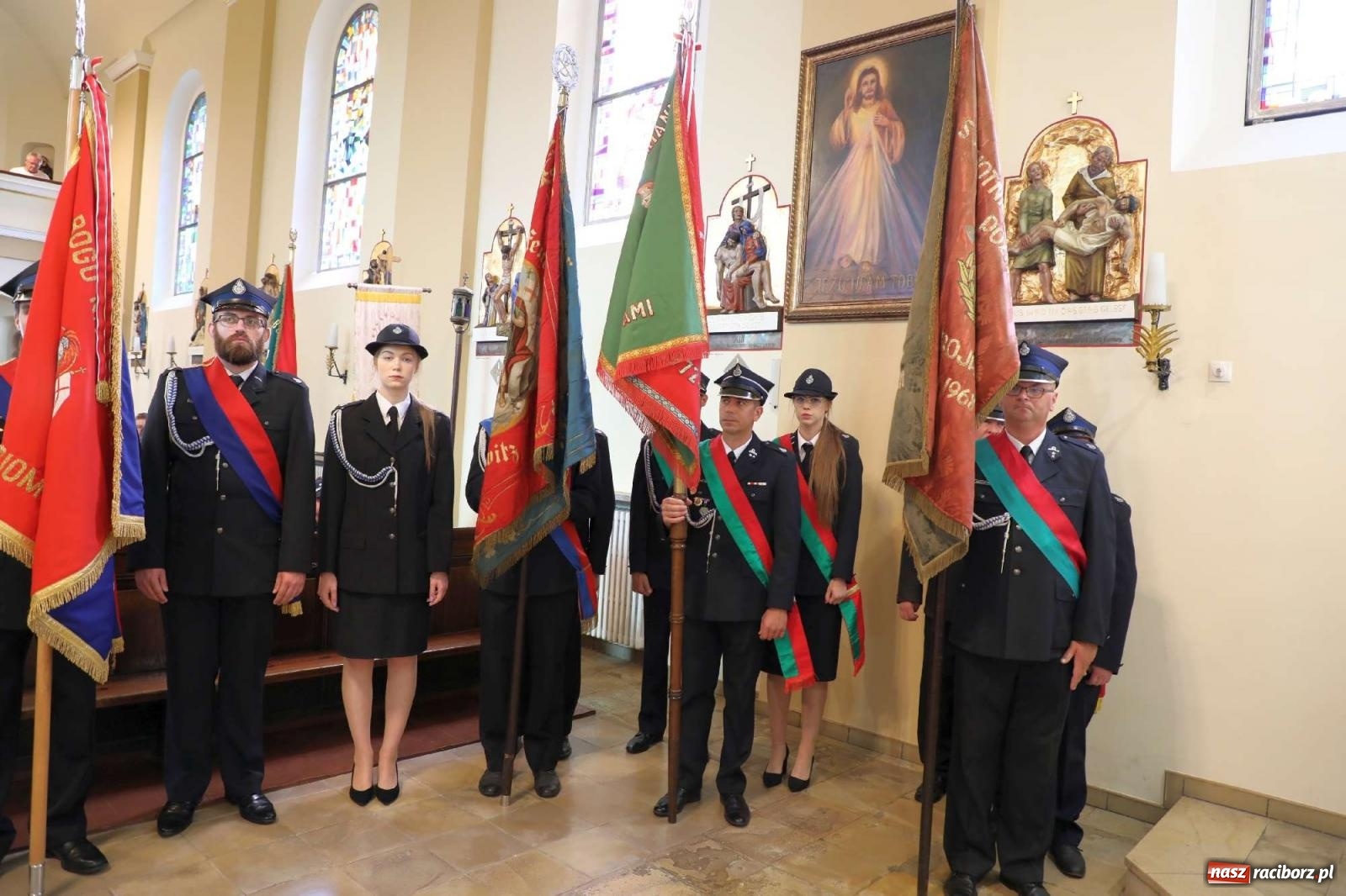 Zdjęcie w galerii na portalu naszraciborz.pl: Złoty Znak Związku na 100-lecie OSP Bojanów wiadomości z regionu