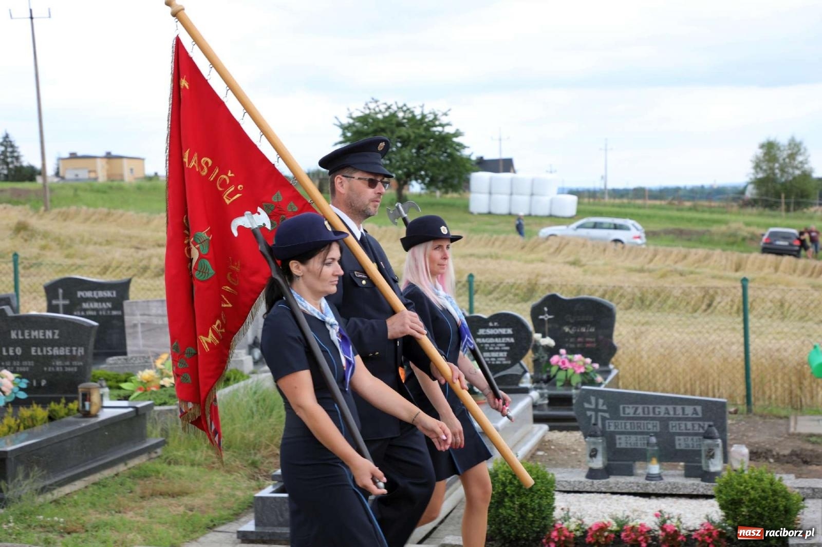 Zdjęcie w galerii na portalu naszraciborz.pl: Złoty Znak Związku na 100-lecie OSP Bojanów wiadomości z regionu