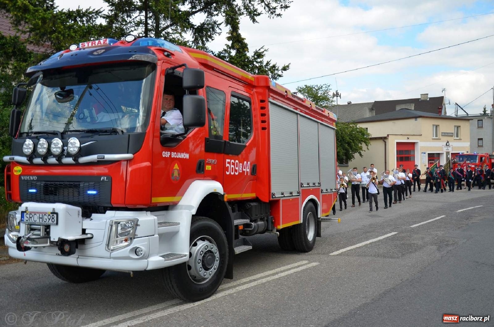 Zdjęcie w galerii na portalu naszraciborz.pl: Złoty Znak Związku na 100-lecie OSP Bojanów wiadomości z regionu