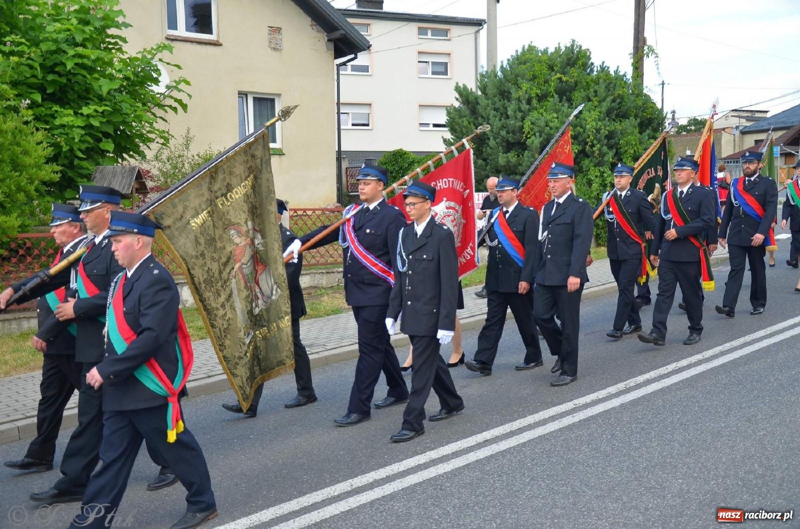Zdjęcie w galerii na portalu naszraciborz.pl: Złoty Znak Związku na 100-lecie OSP Bojanów wiadomości z regionu