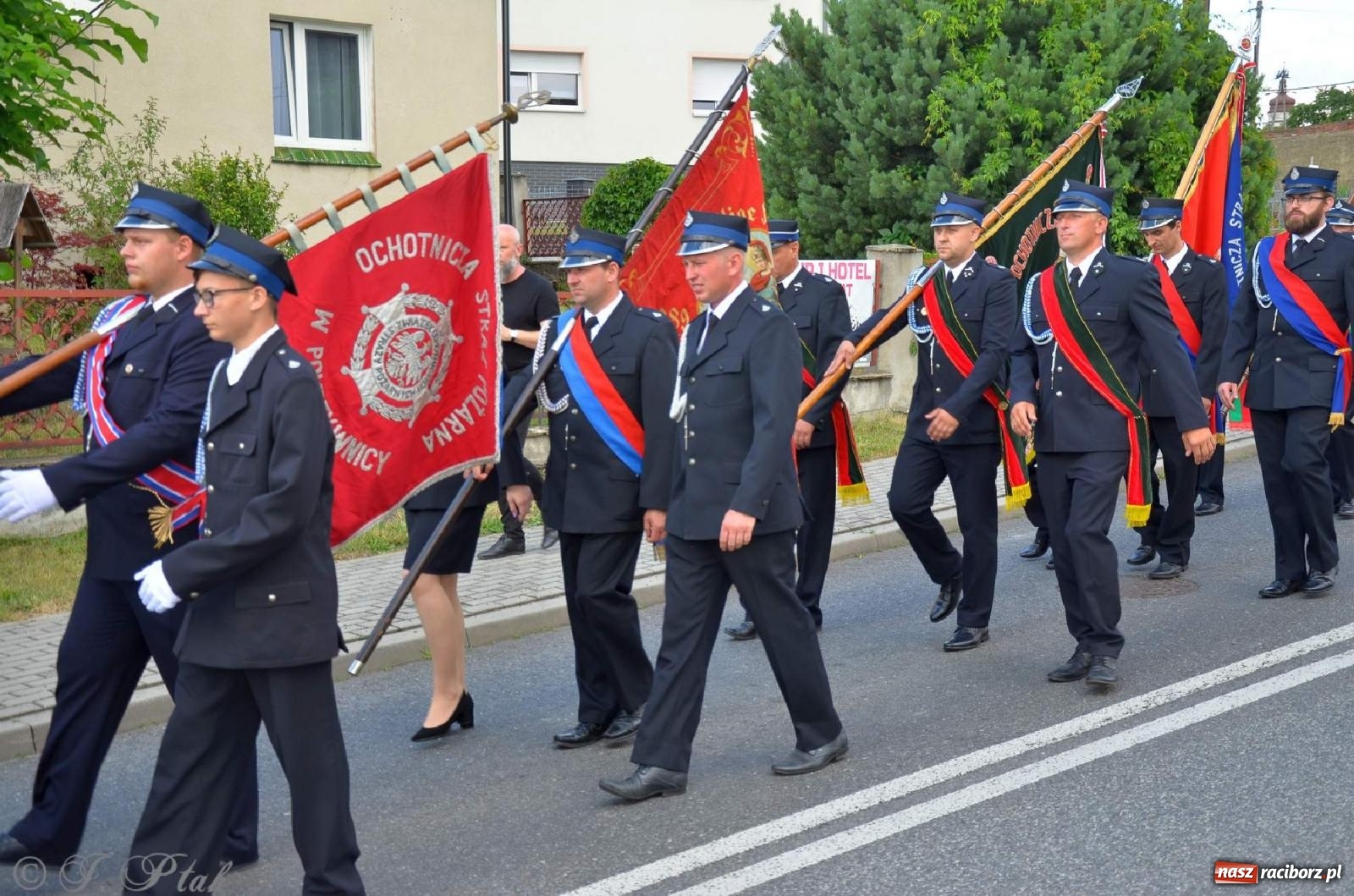 Zdjęcie w galerii na portalu naszraciborz.pl: Złoty Znak Związku na 100-lecie OSP Bojanów wiadomości z regionu