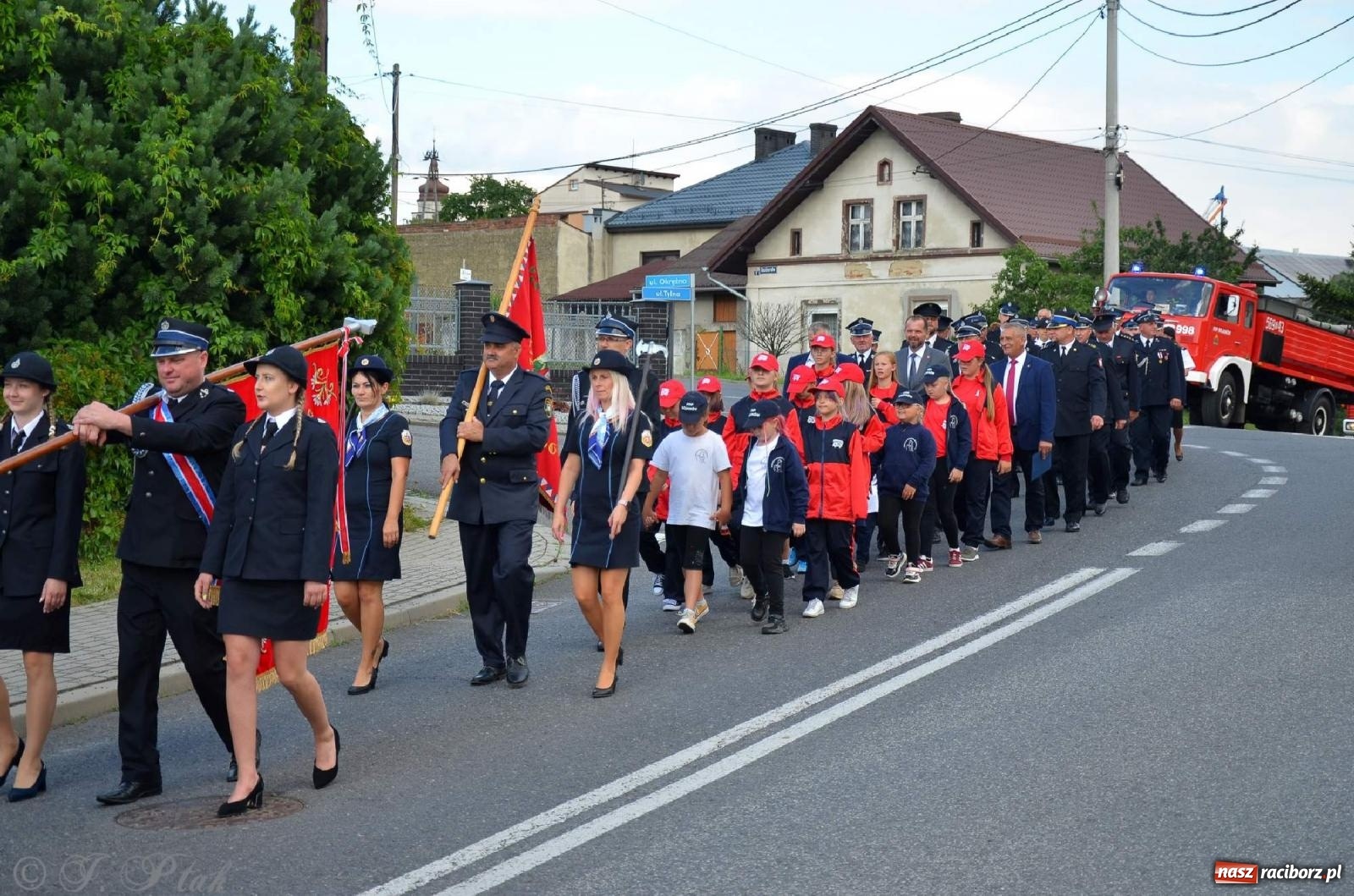 Zdjęcie w galerii na portalu naszraciborz.pl: Złoty Znak Związku na 100-lecie OSP Bojanów wiadomości z regionu