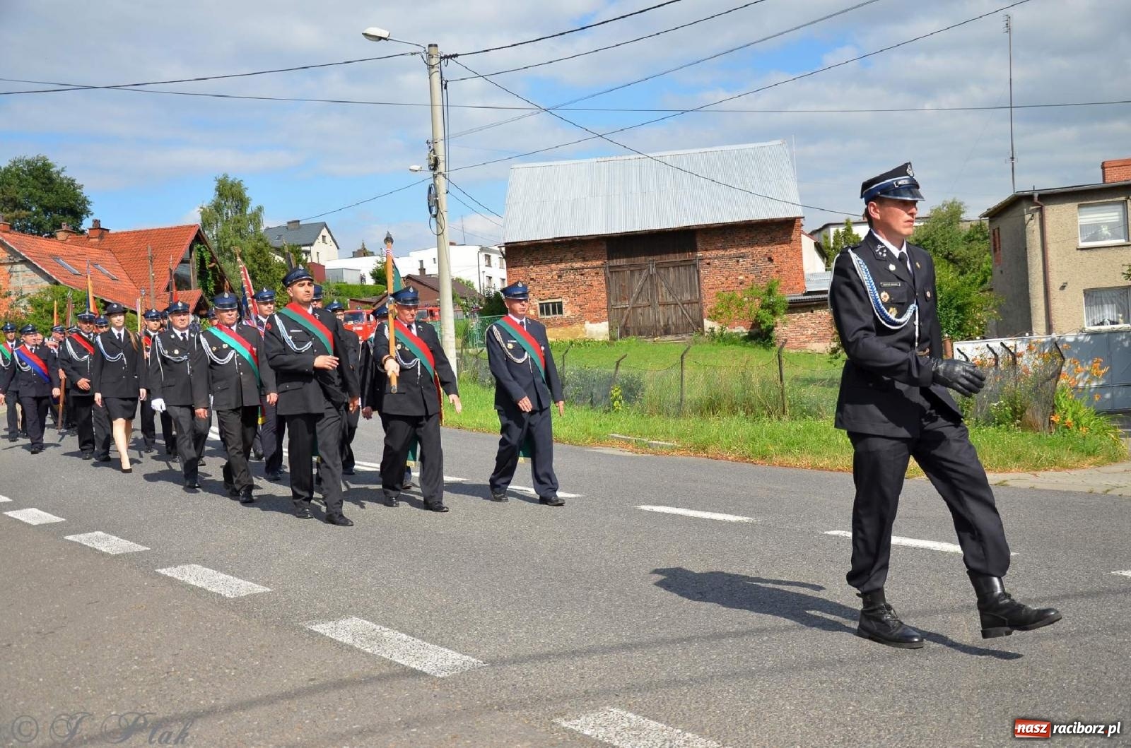 Zdjęcie w galerii na portalu naszraciborz.pl: Złoty Znak Związku na 100-lecie OSP Bojanów wiadomości z regionu
