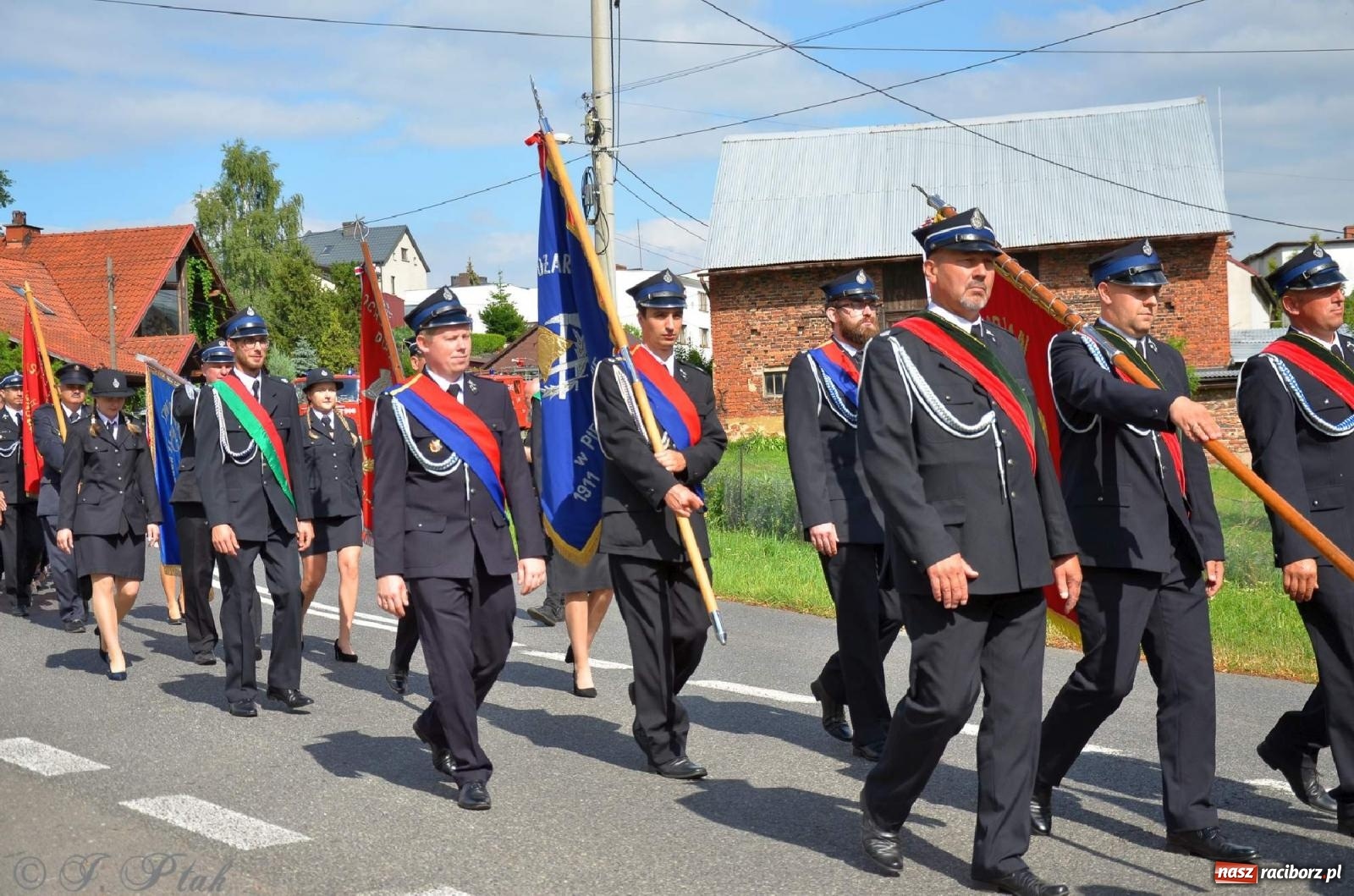 Zdjęcie w galerii na portalu naszraciborz.pl: Złoty Znak Związku na 100-lecie OSP Bojanów wiadomości z regionu
