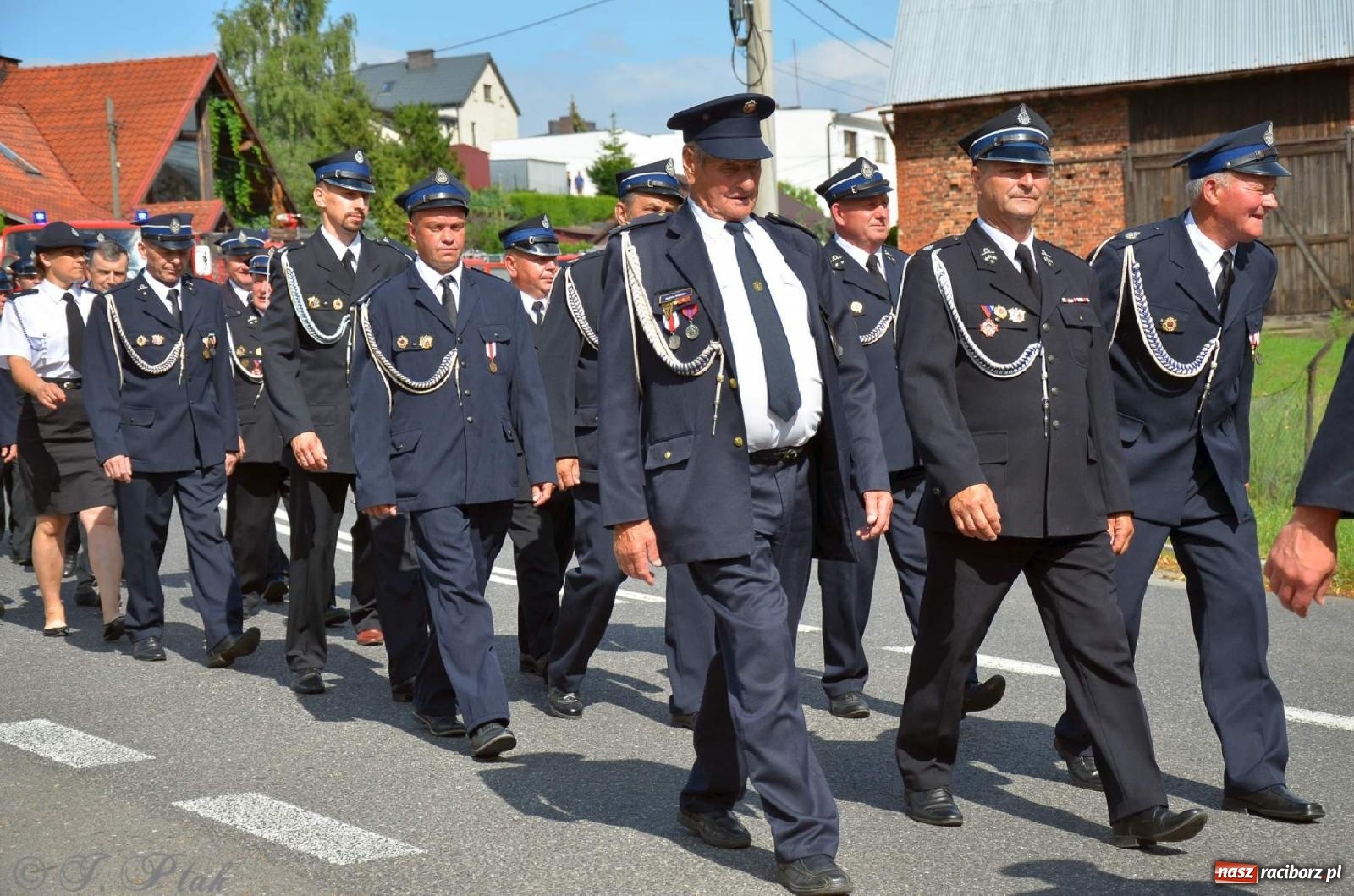 Zdjęcie w galerii na portalu naszraciborz.pl: Złoty Znak Związku na 100-lecie OSP Bojanów wiadomości z regionu