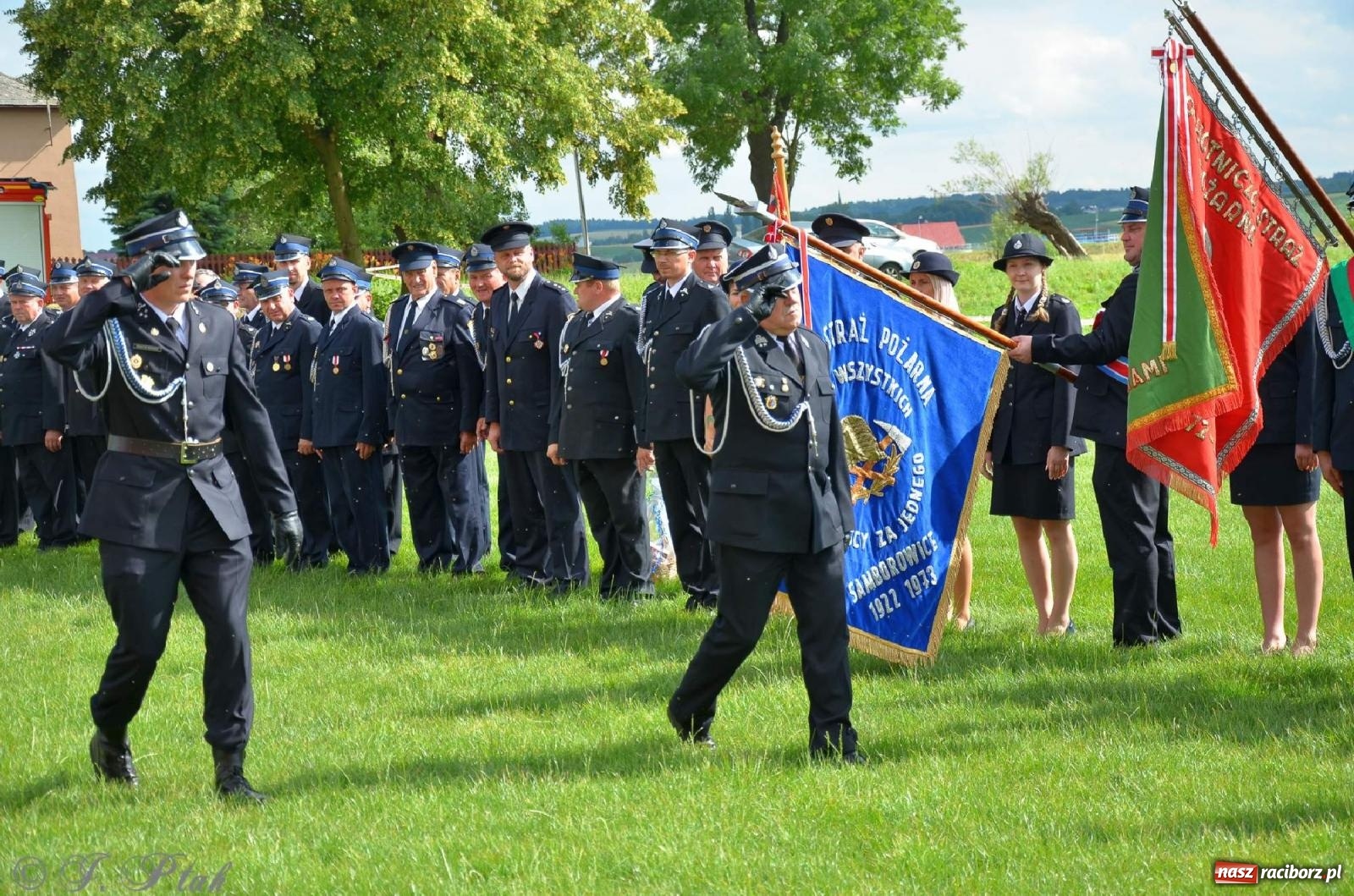 Zdjęcie w galerii na portalu naszraciborz.pl: Złoty Znak Związku na 100-lecie OSP Bojanów wiadomości z regionu