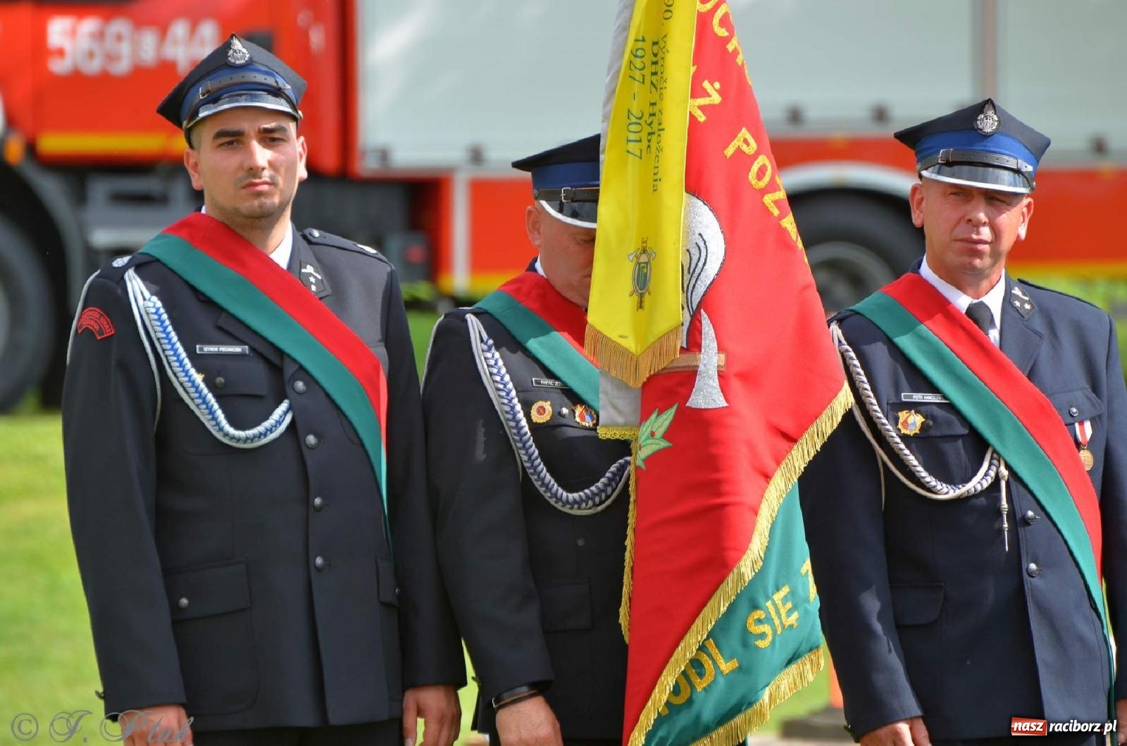 Zdjęcie w galerii na portalu naszraciborz.pl: Złoty Znak Związku na 100-lecie OSP Bojanów wiadomości z regionu