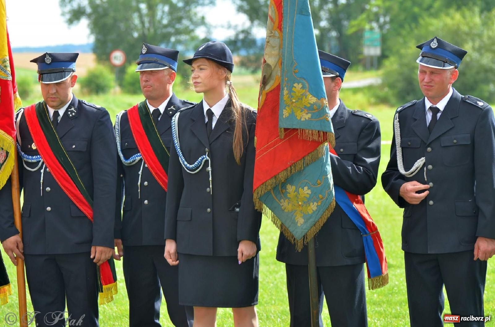 Zdjęcie w galerii na portalu naszraciborz.pl: Złoty Znak Związku na 100-lecie OSP Bojanów wiadomości z regionu